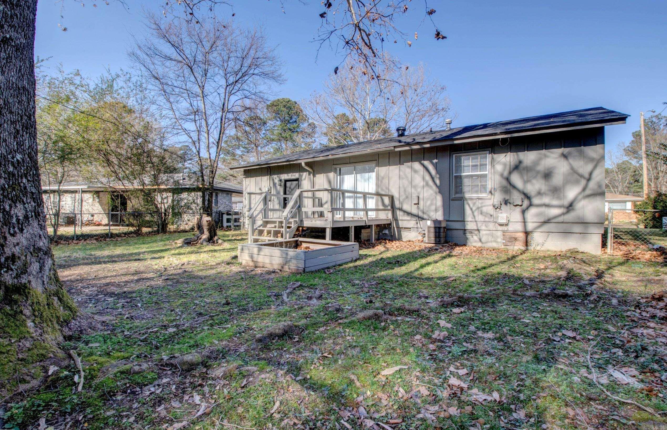 2911 Wynne Dr