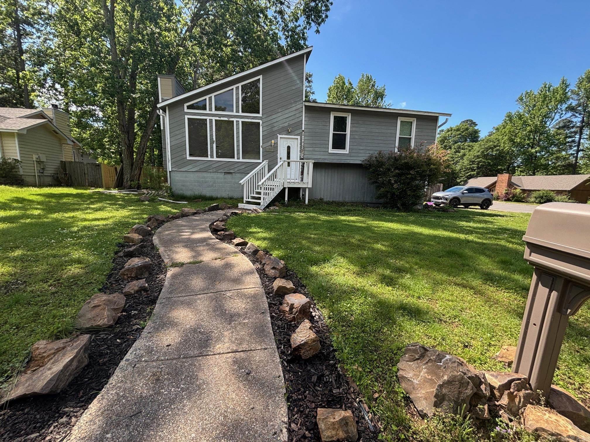 21 Smoking Oaks Drive