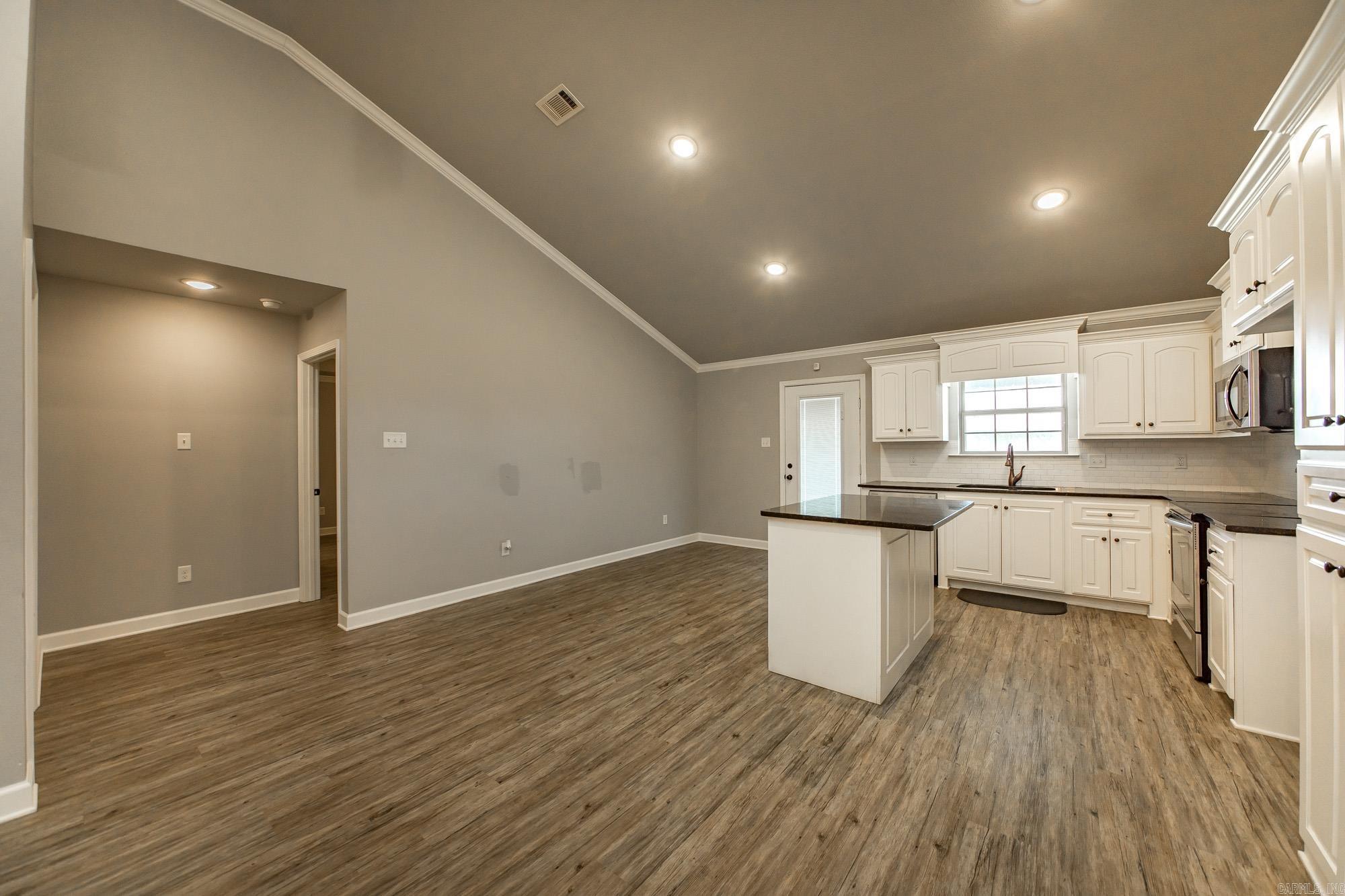 24 Remington Lane