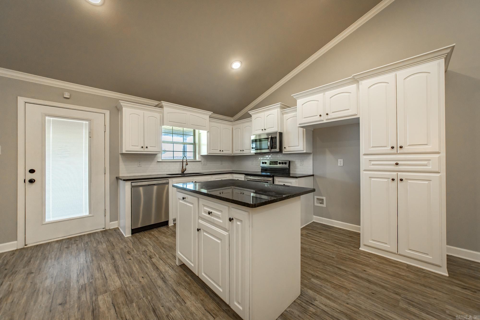 24 Remington Lane