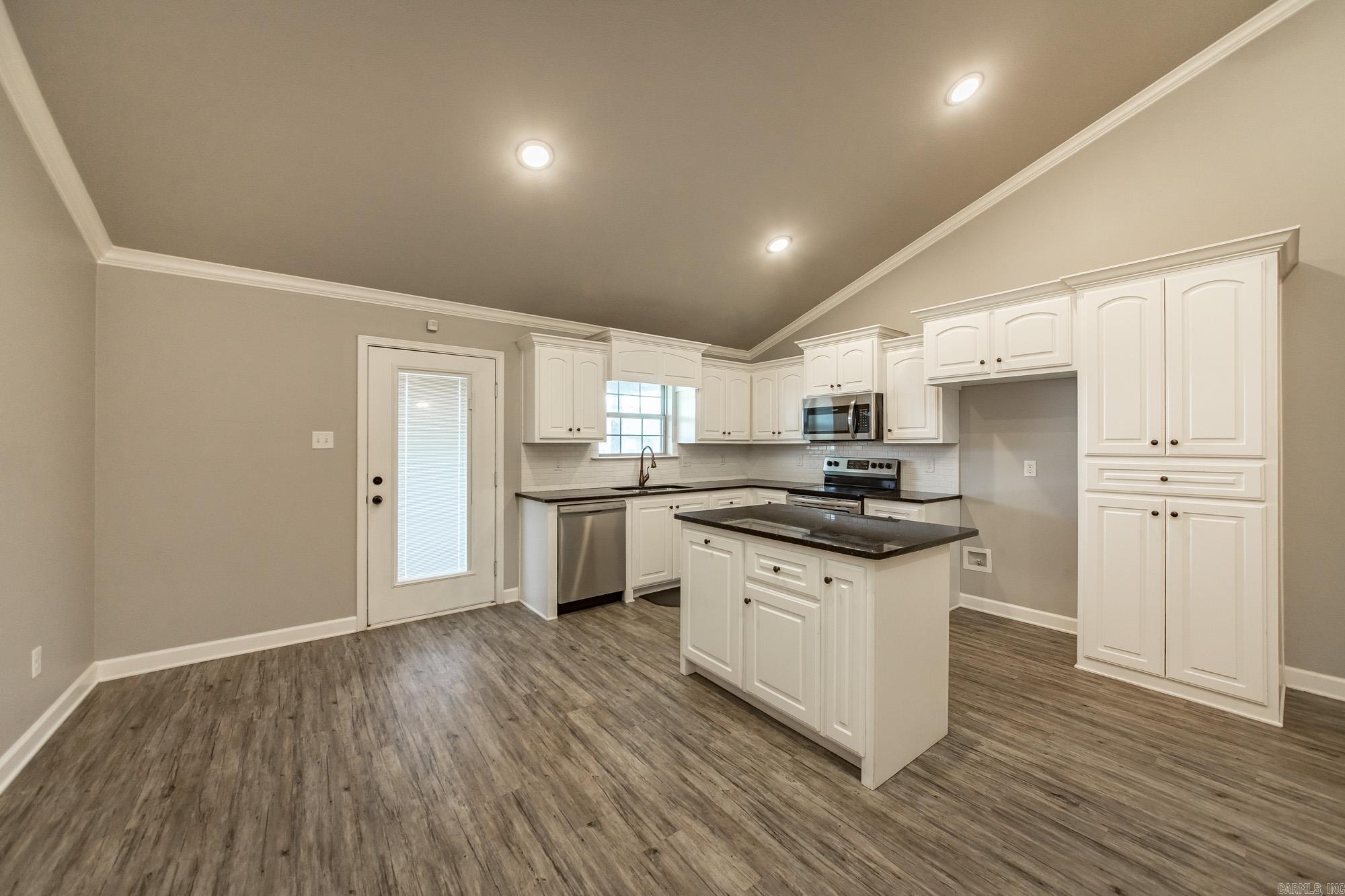 24 Remington Lane