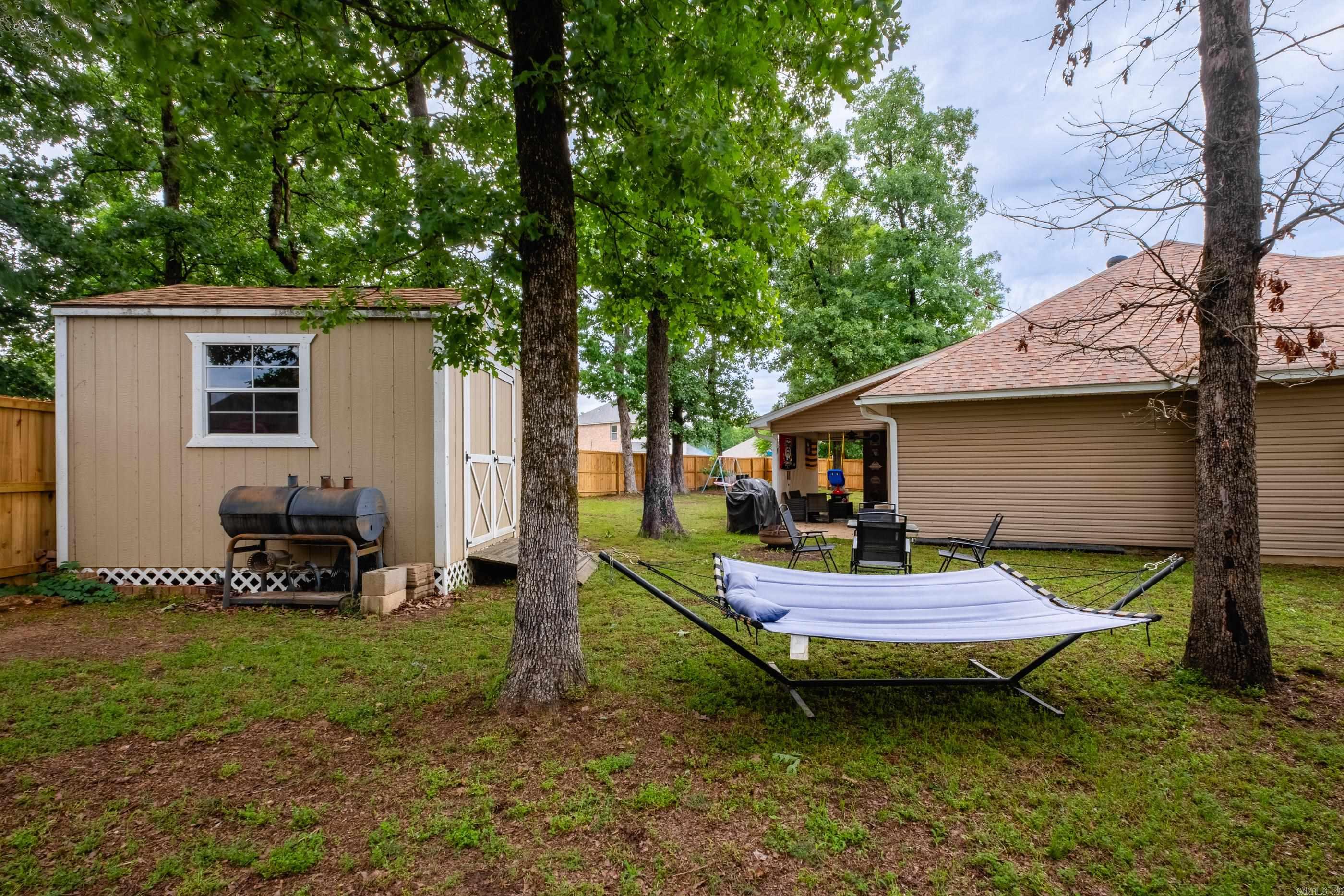 4505 Hollow Bend Dr