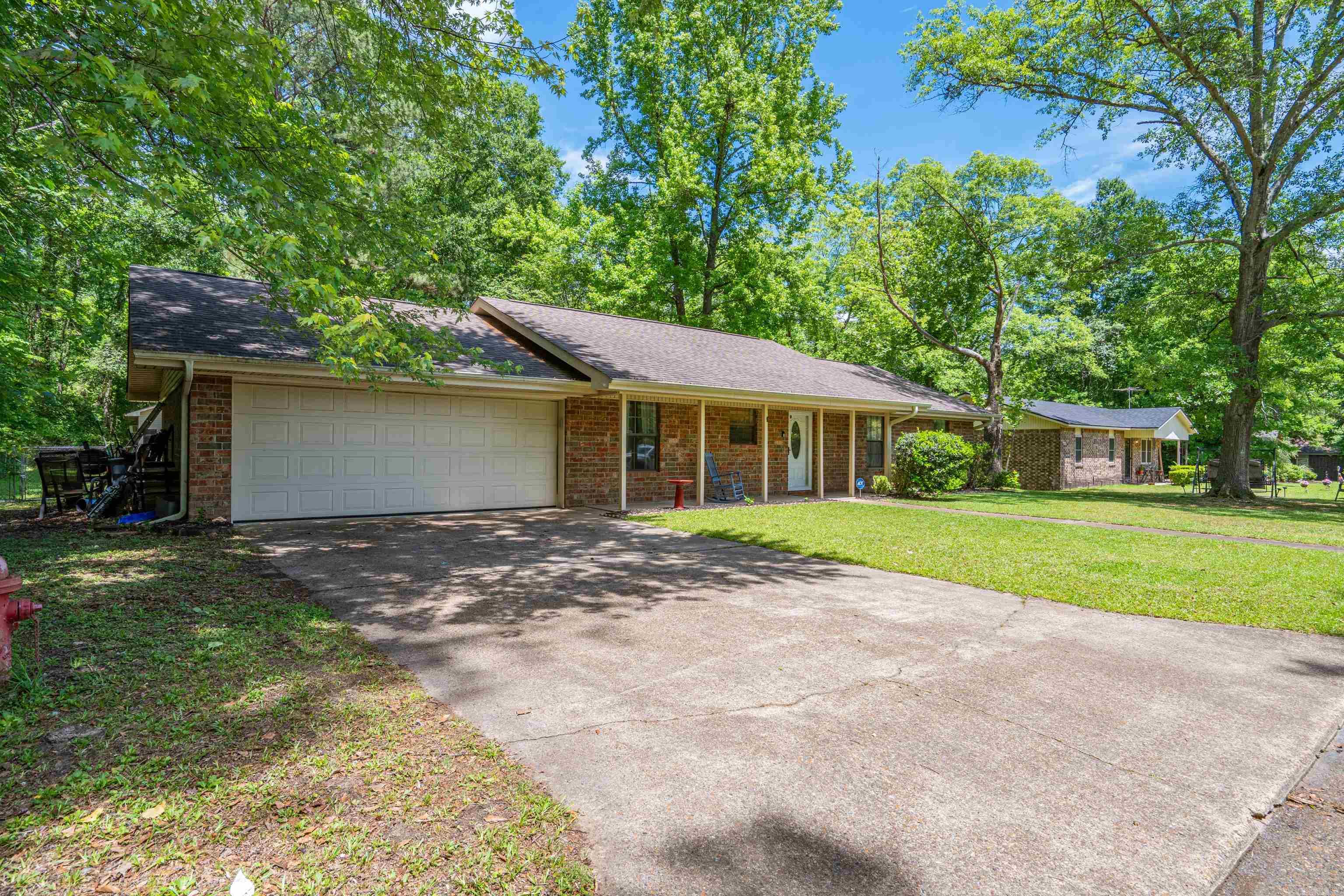 1708 Creekwood Drive