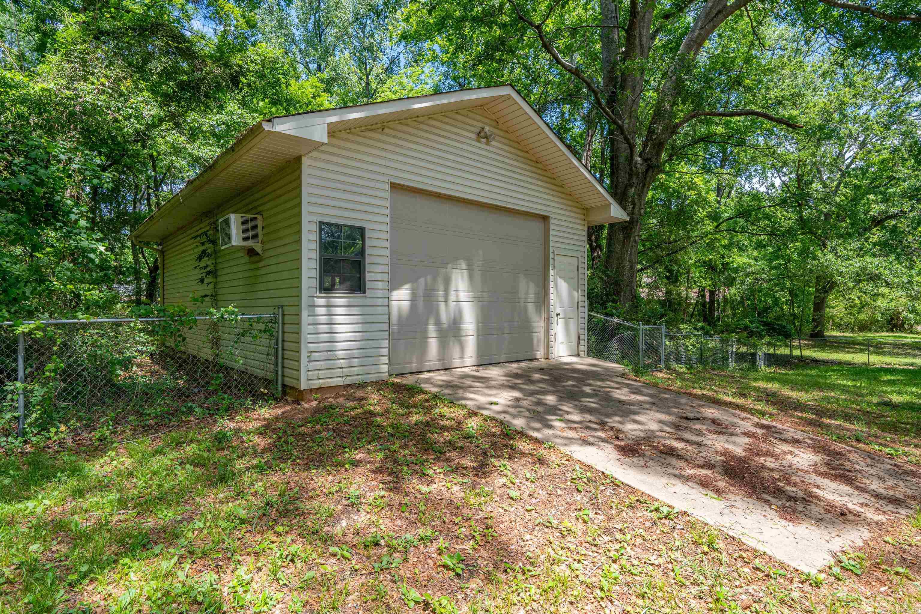 1708 Creekwood Drive