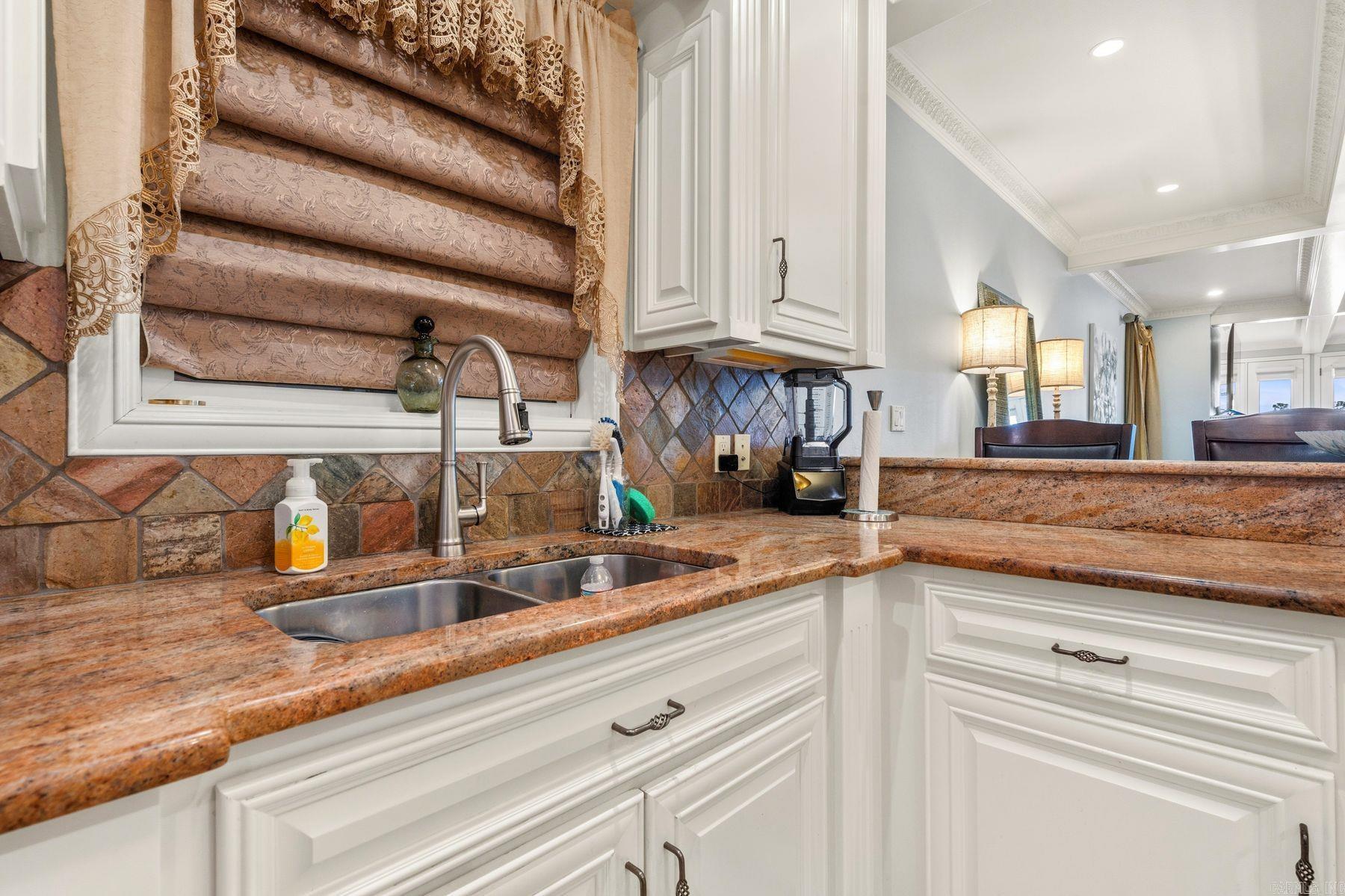 106 Grand Isle Dr., Unit 1F