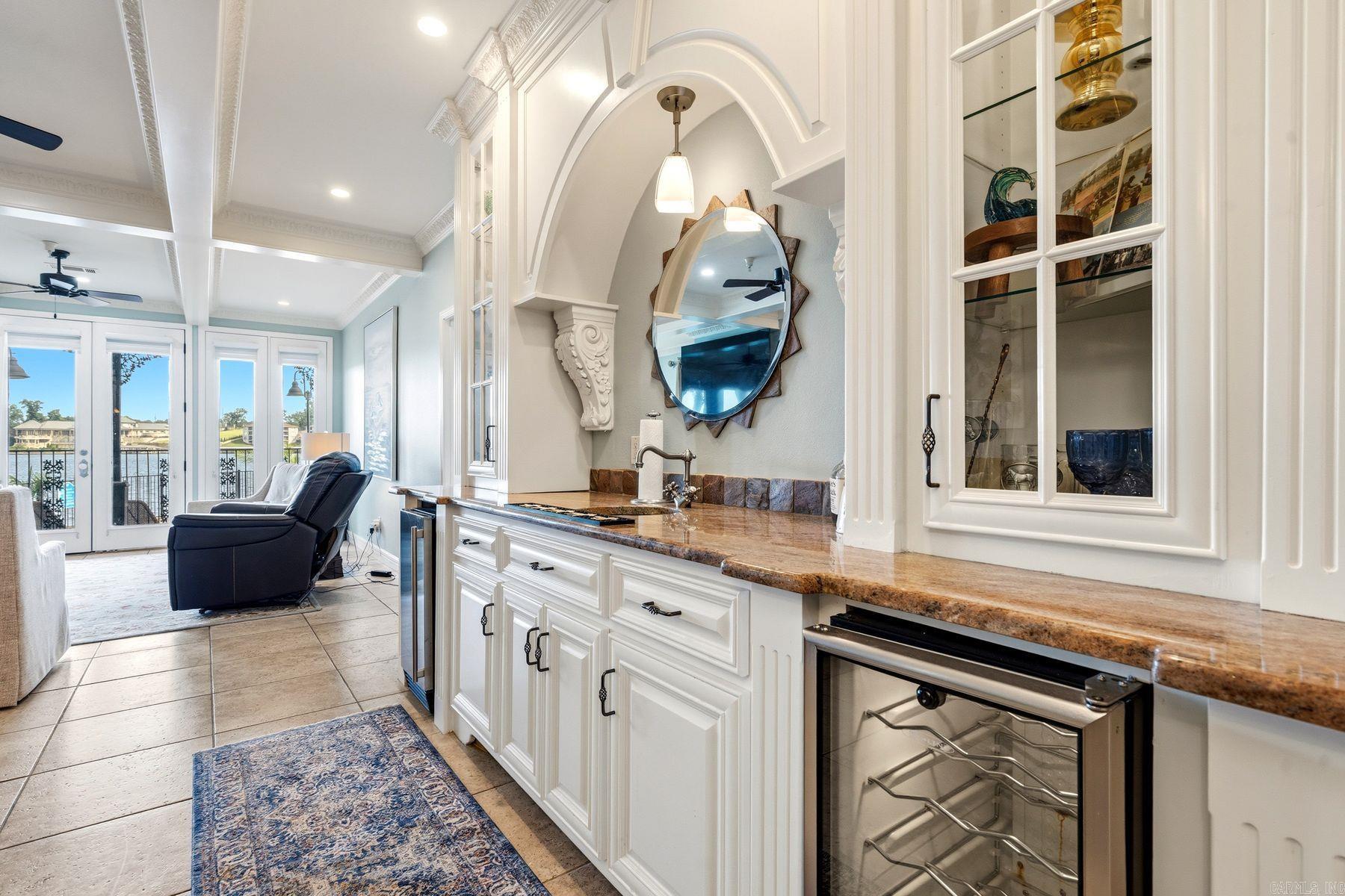 106 Grand Isle Dr., Unit 1F