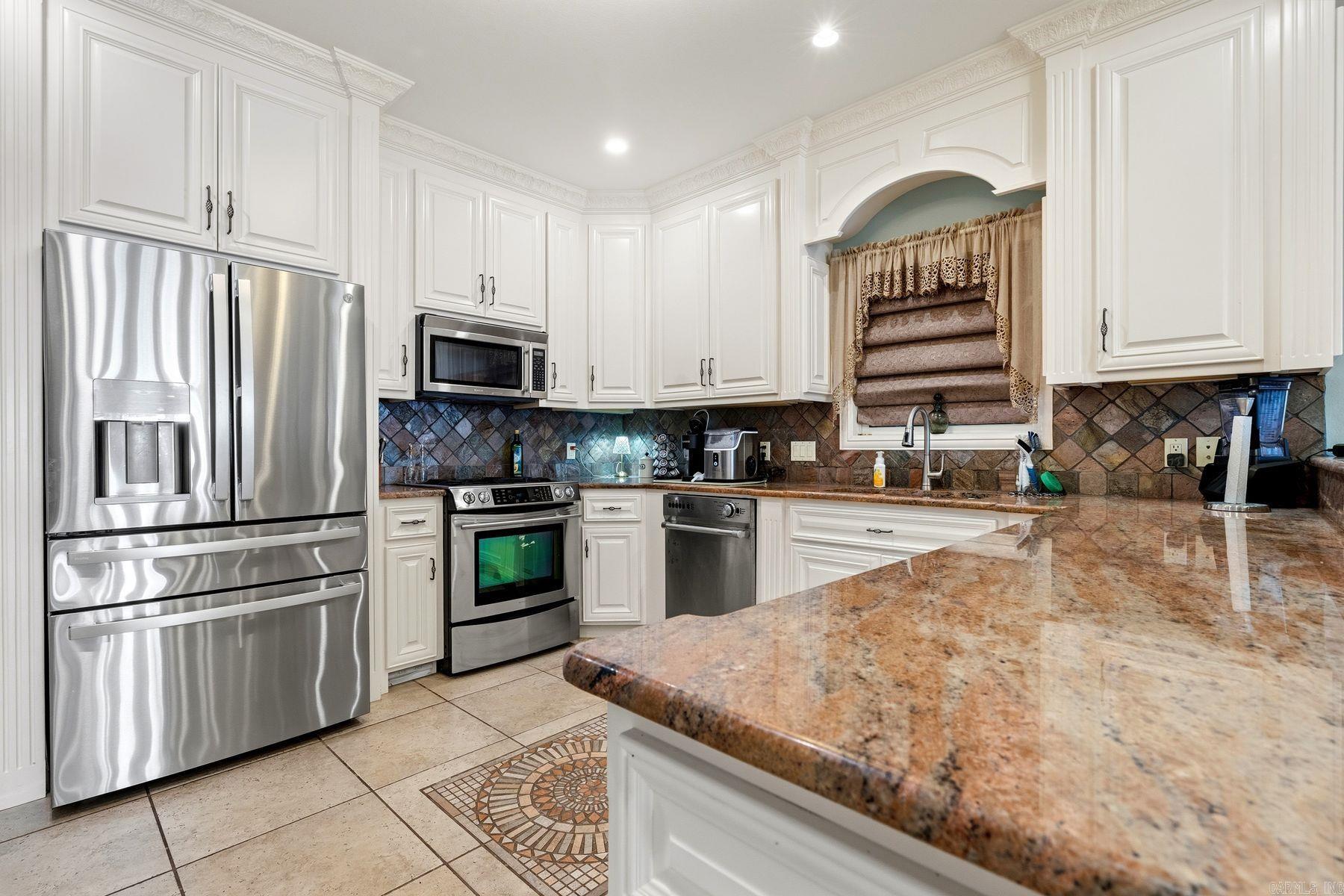 106 Grand Isle Dr., Unit 1F