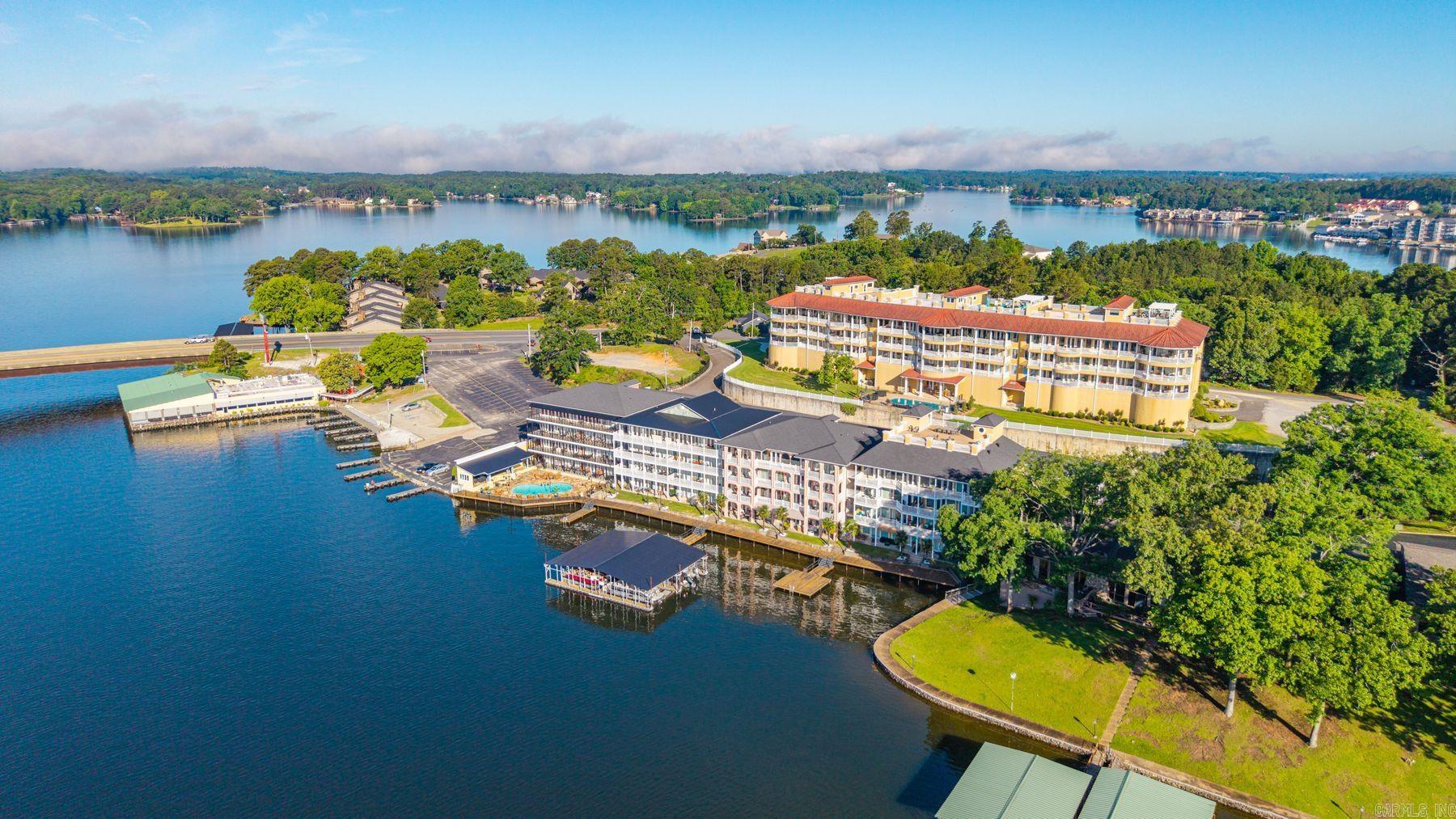 106 Grand Isle Dr., Unit 1F