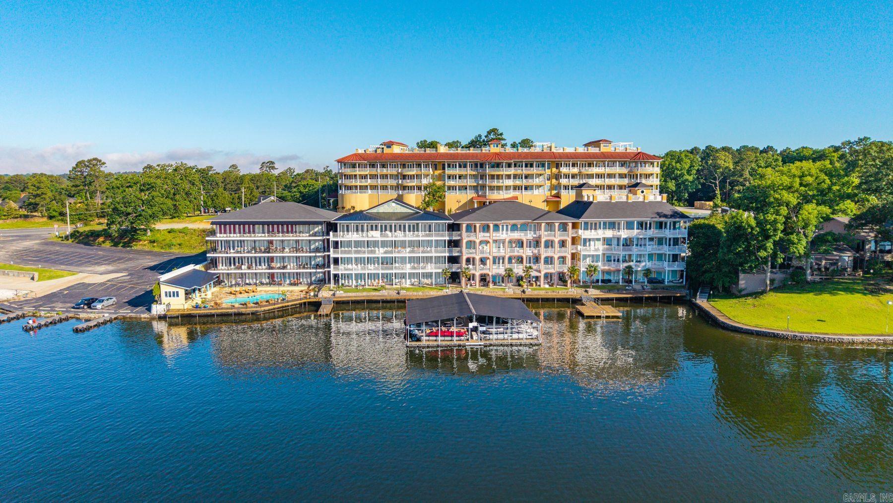 106 Grand Isle Dr., Unit 1F