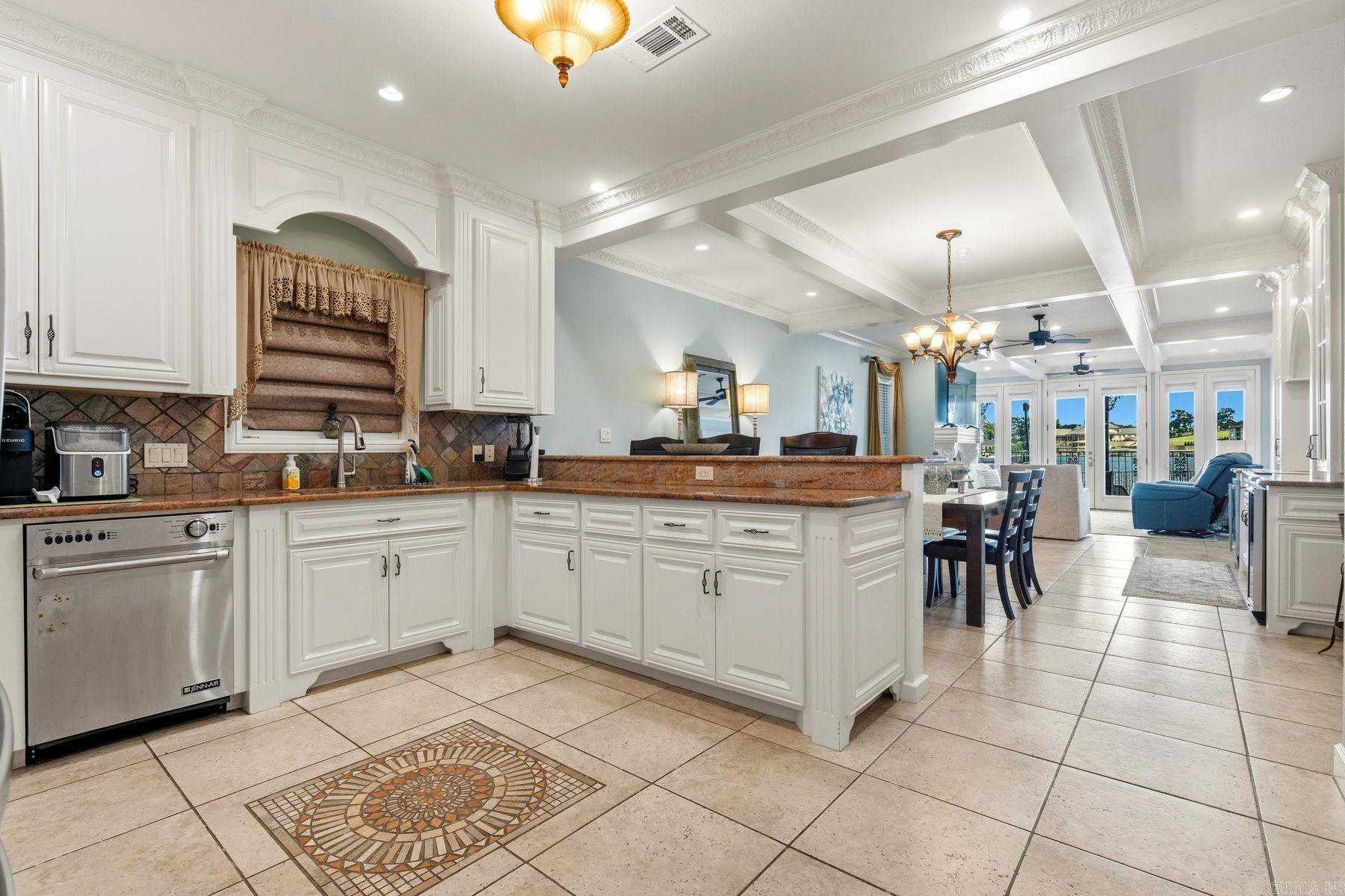 106 Grand Isle Dr., Unit 1F