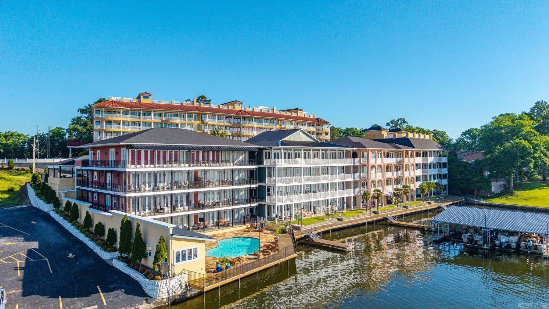 106 Grand Isle Dr., Unit 1F