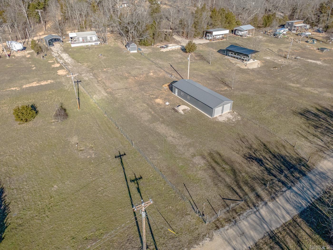 96 Pine Hollow Rd Road