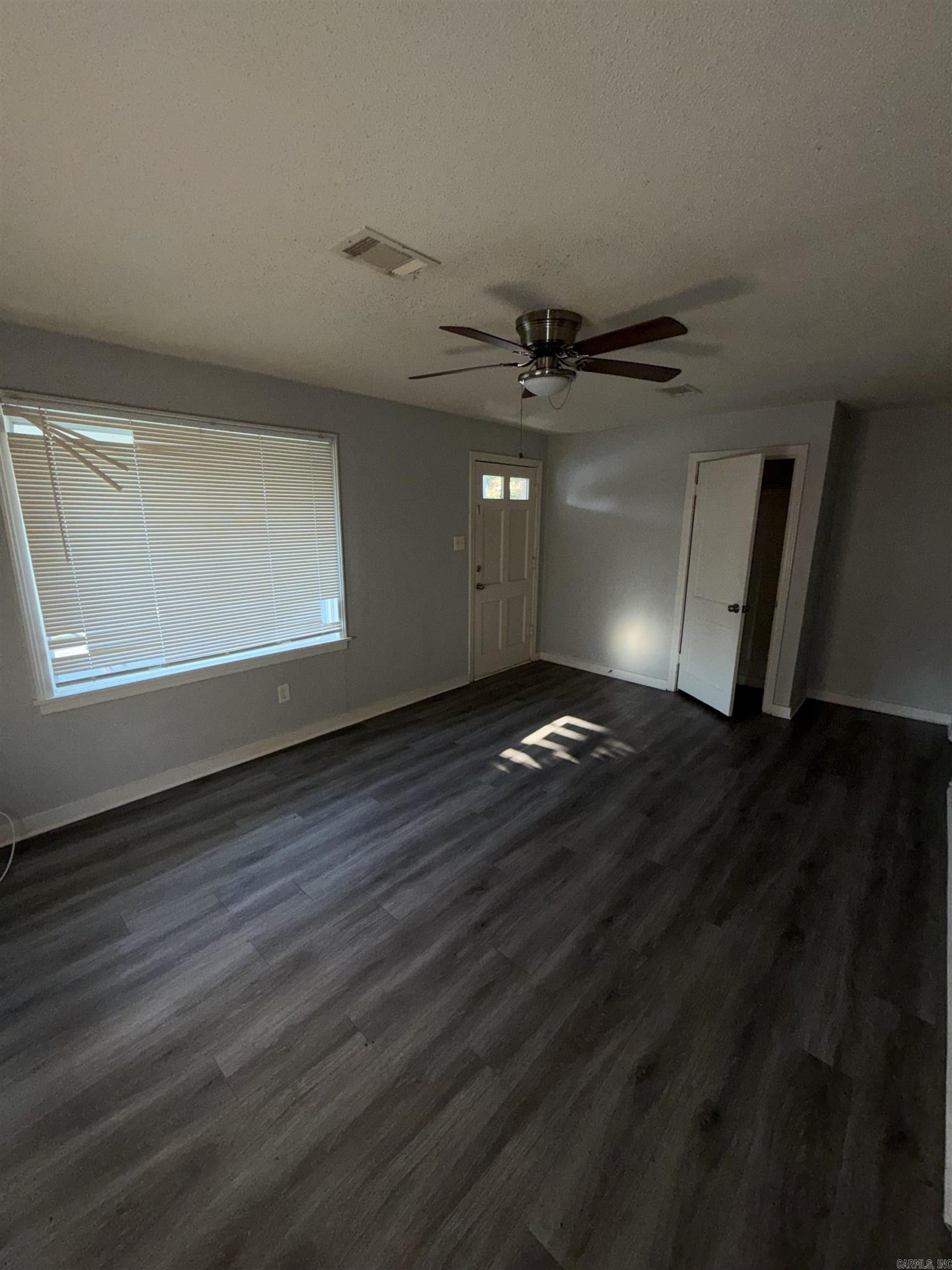 1518 W 35th Street