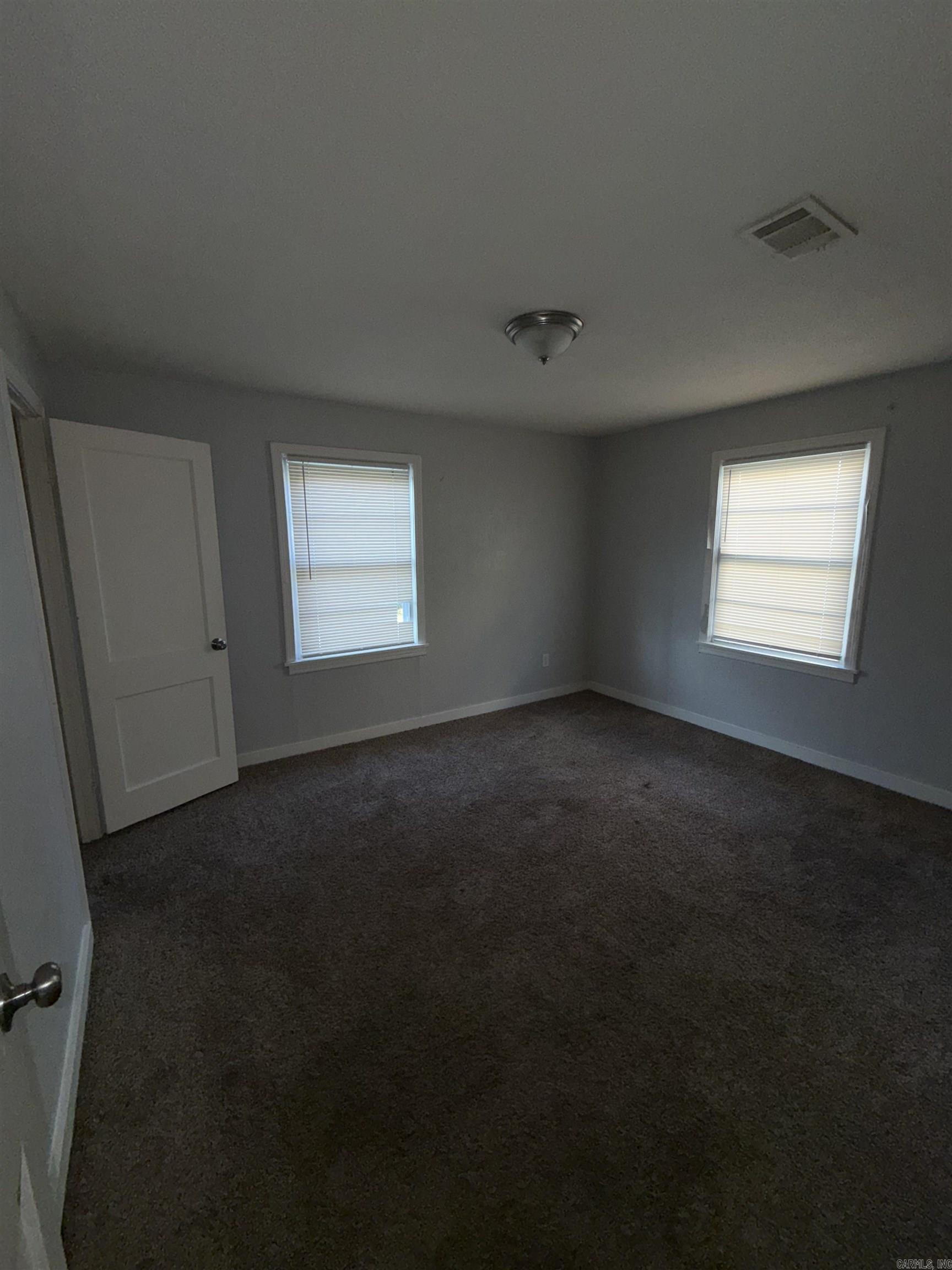 1518 W 35th Street