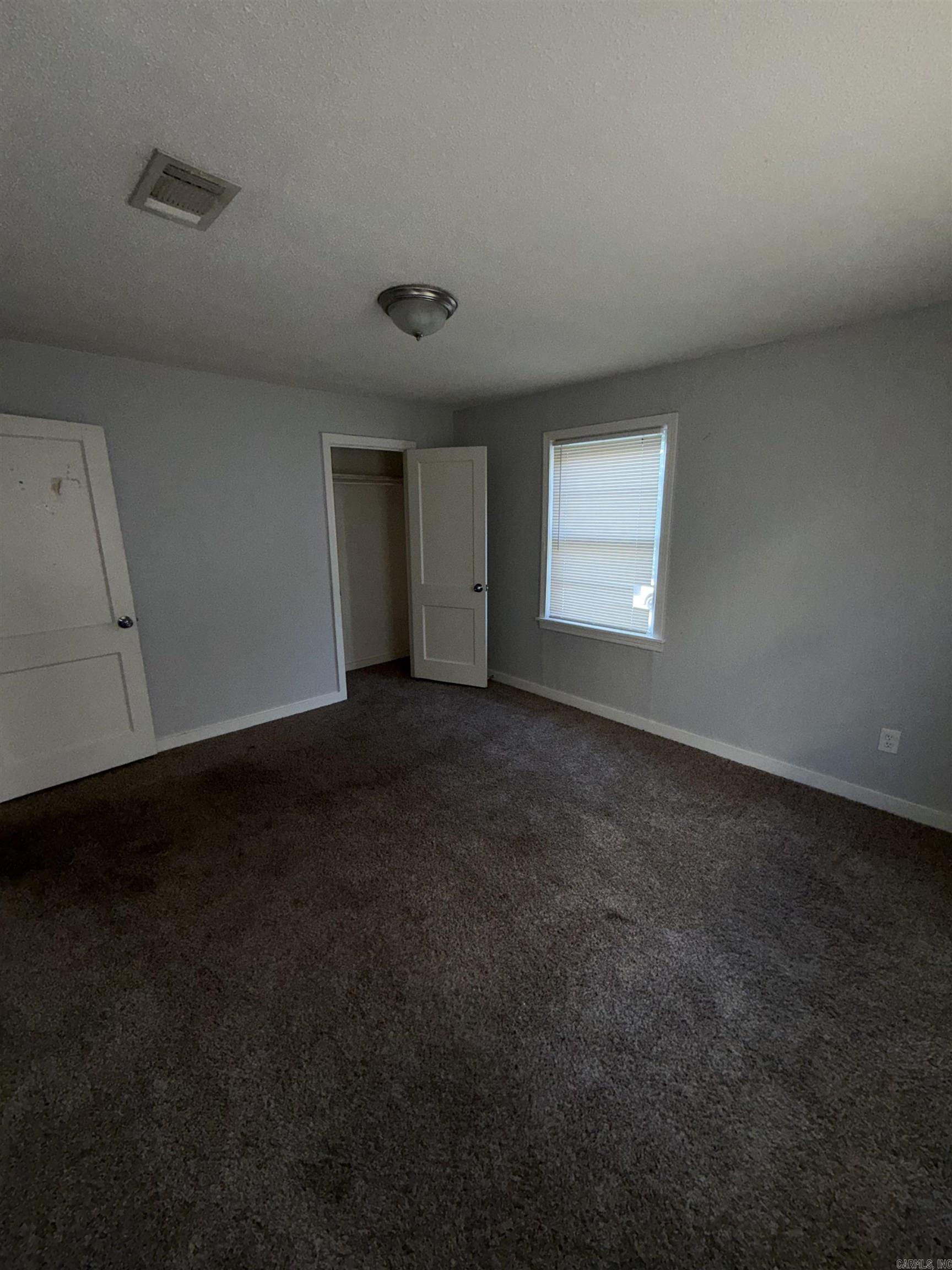 1518 W 35th Street