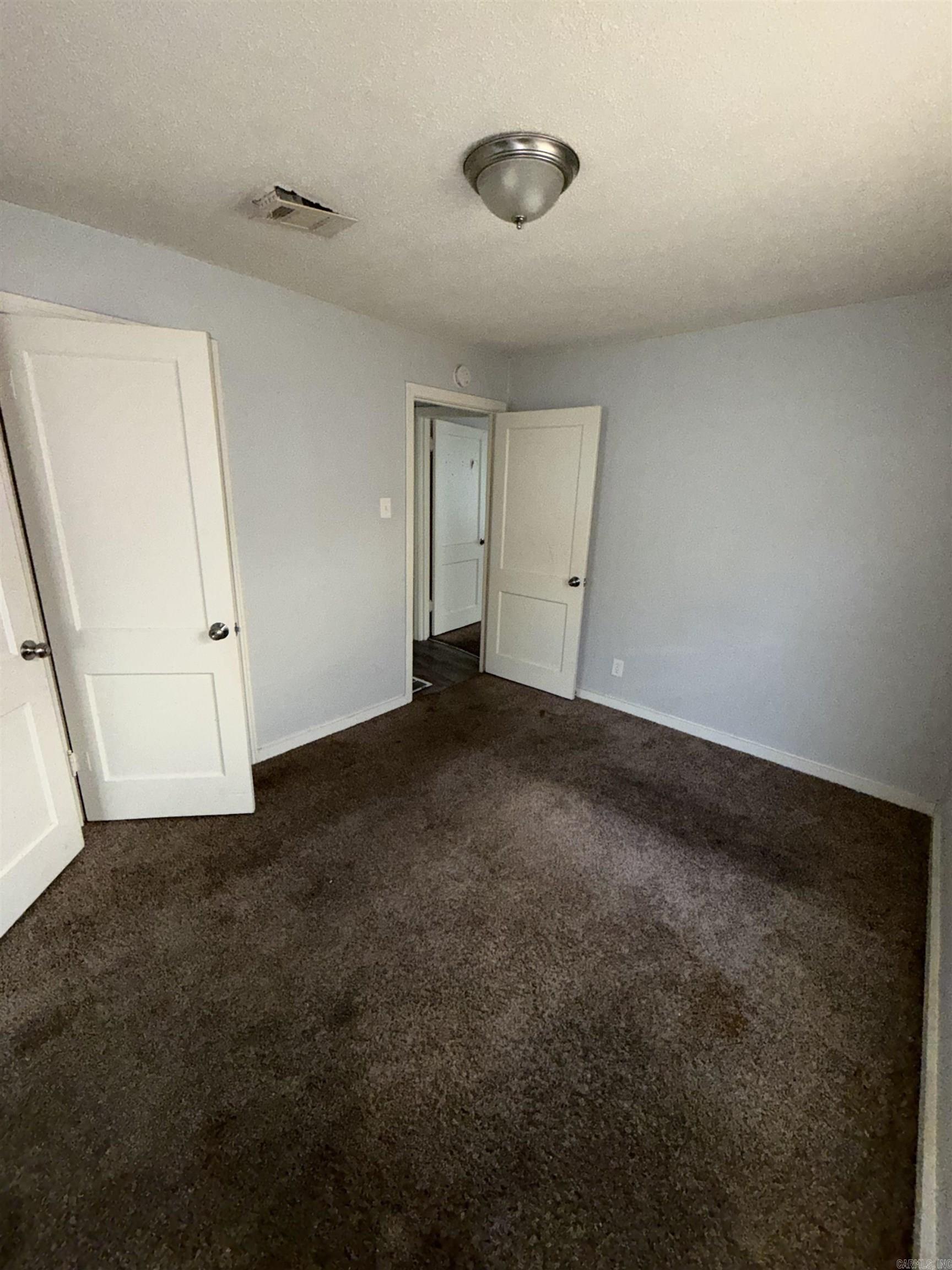 1518 W 35th Street