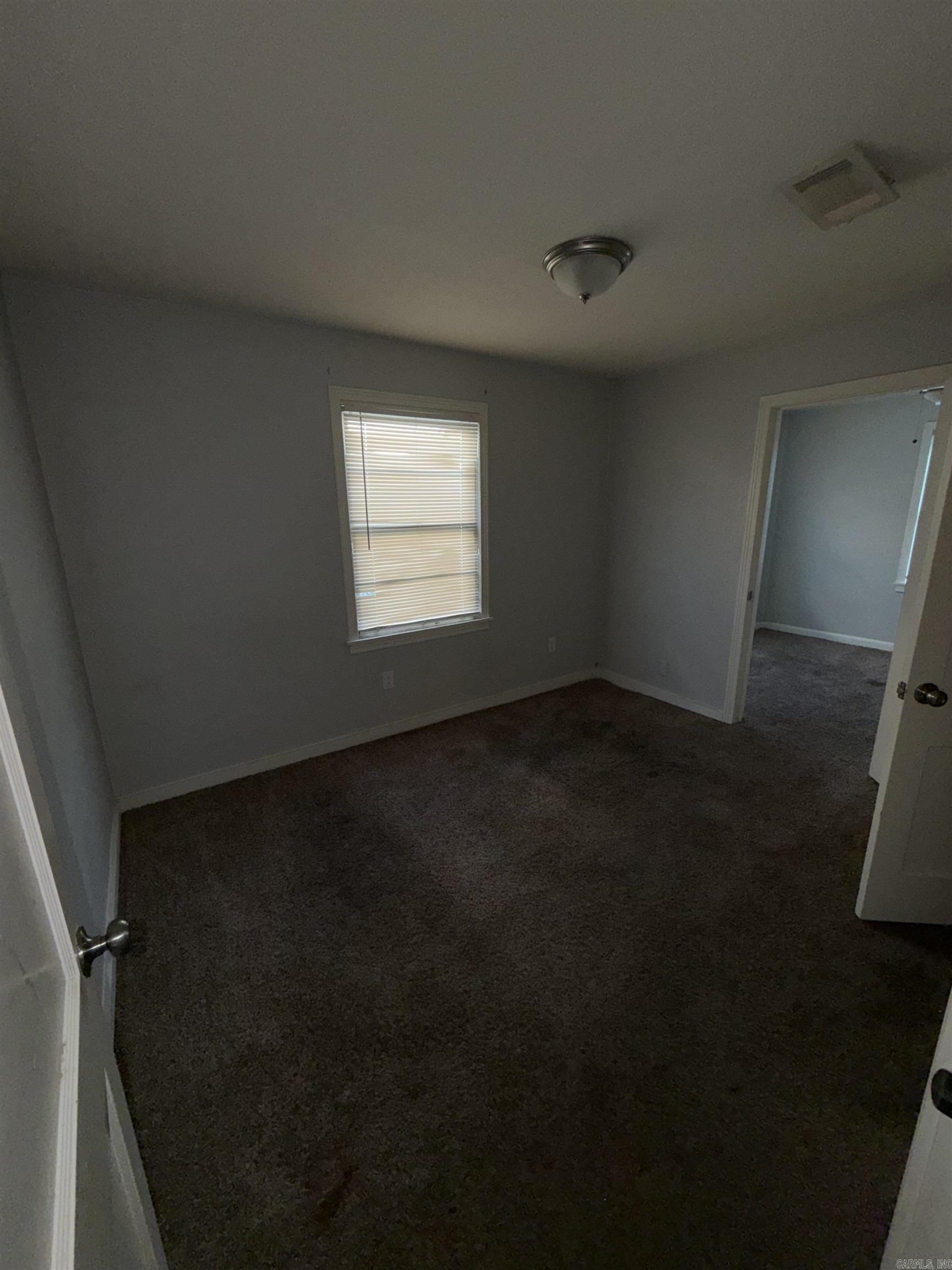 1518 W 35th Street