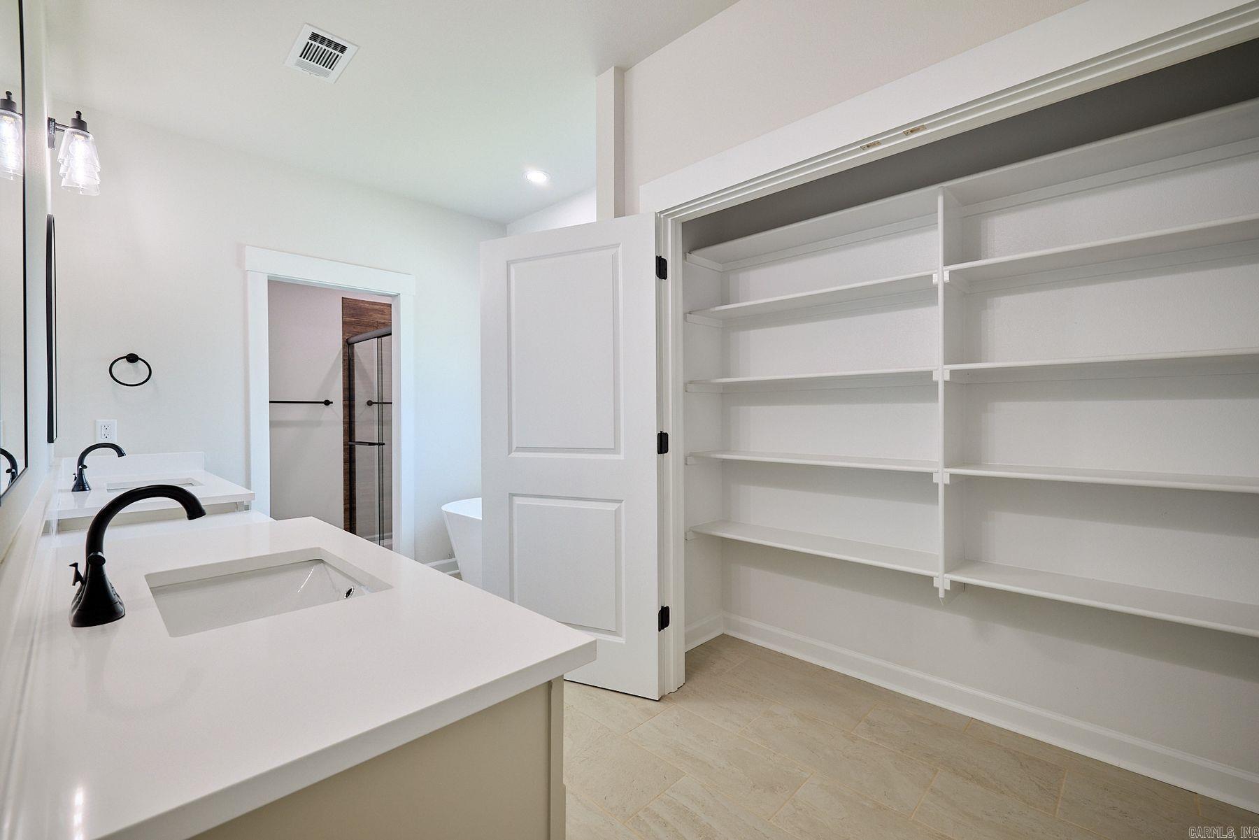 10581 W Miller Sardis Road