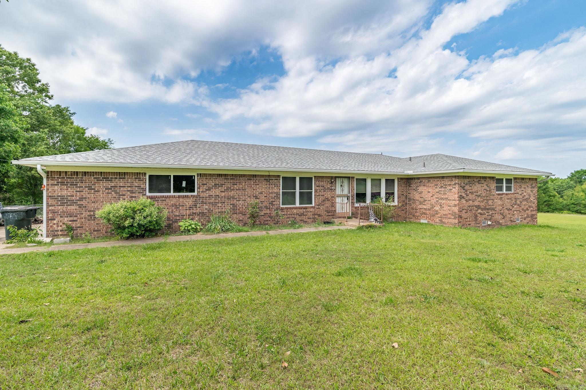 1694 Amity Road
