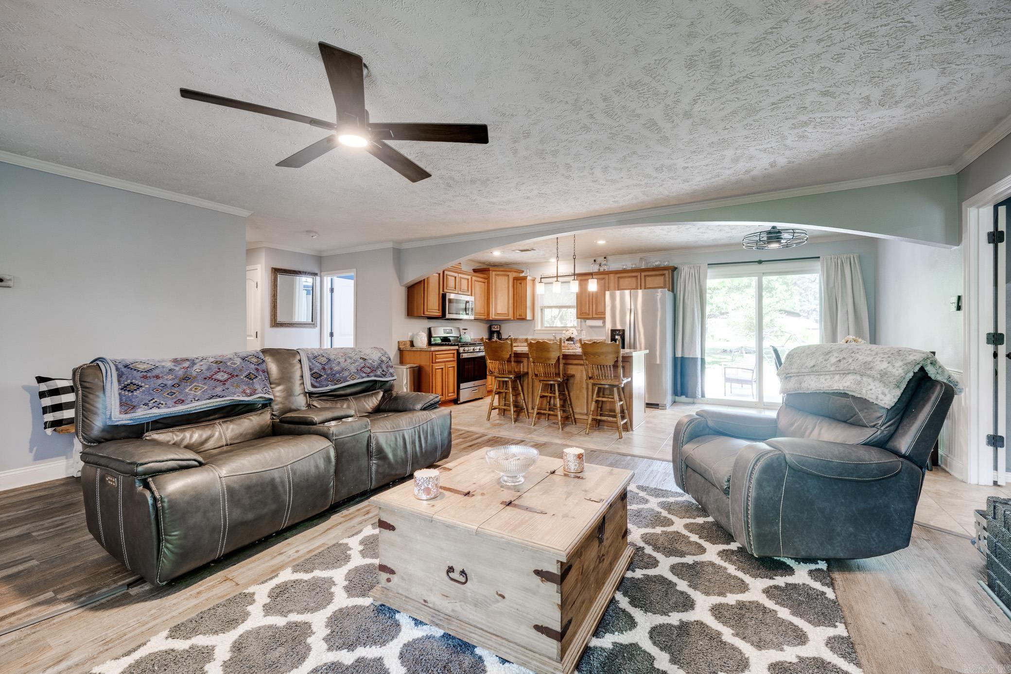 14 Shoemaker Circle