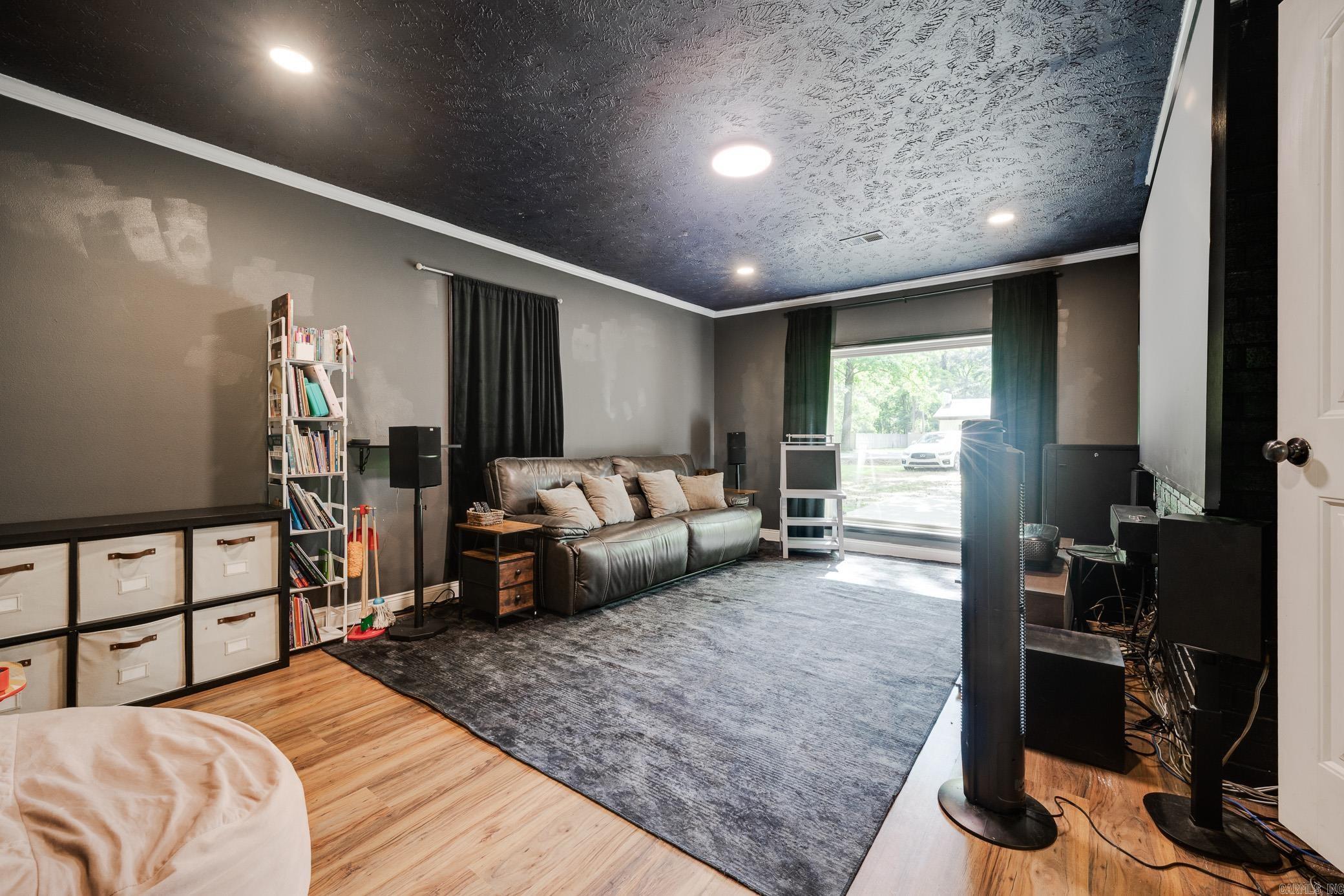 14 Shoemaker Circle