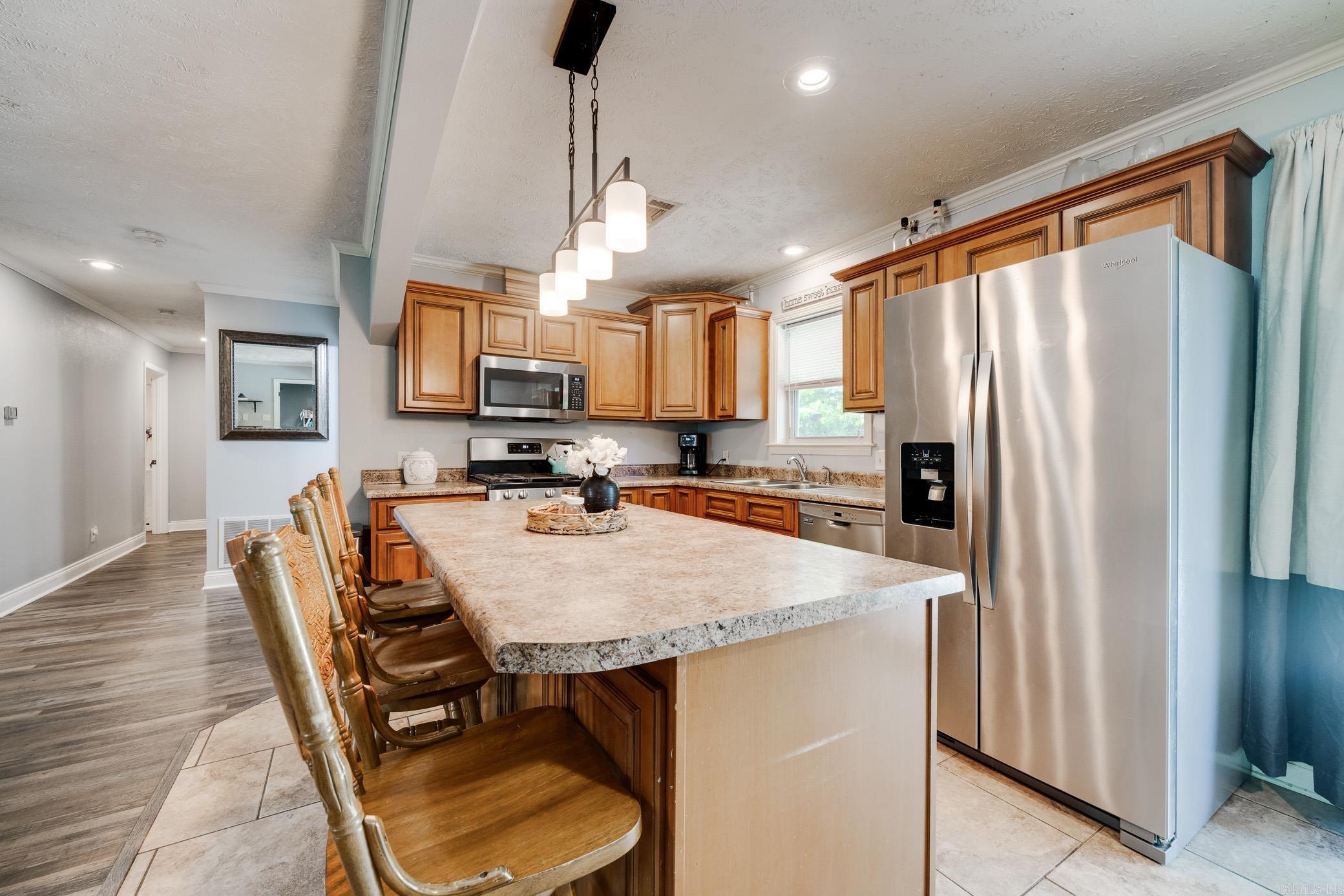 14 Shoemaker Circle