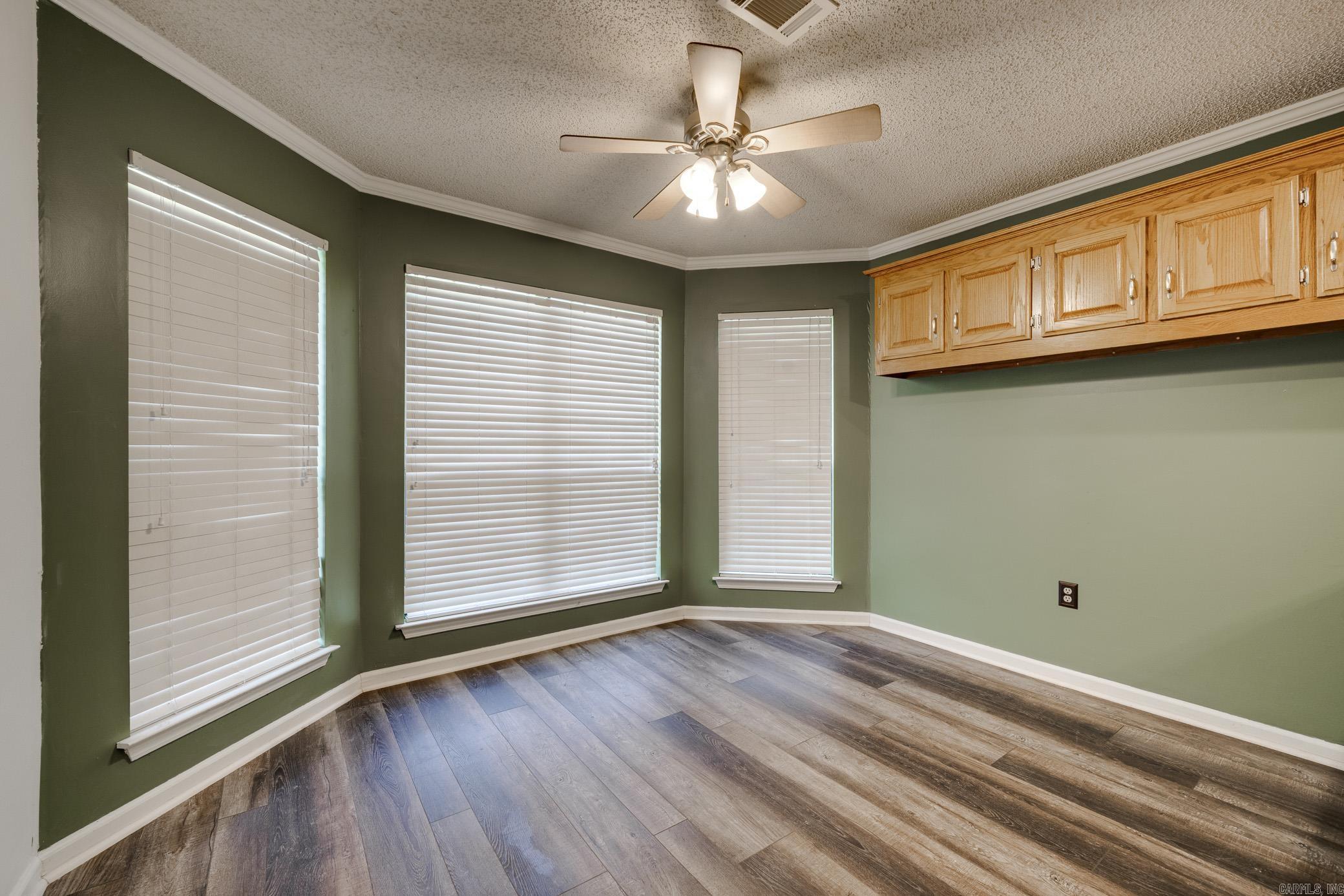 297 Southwick Cove