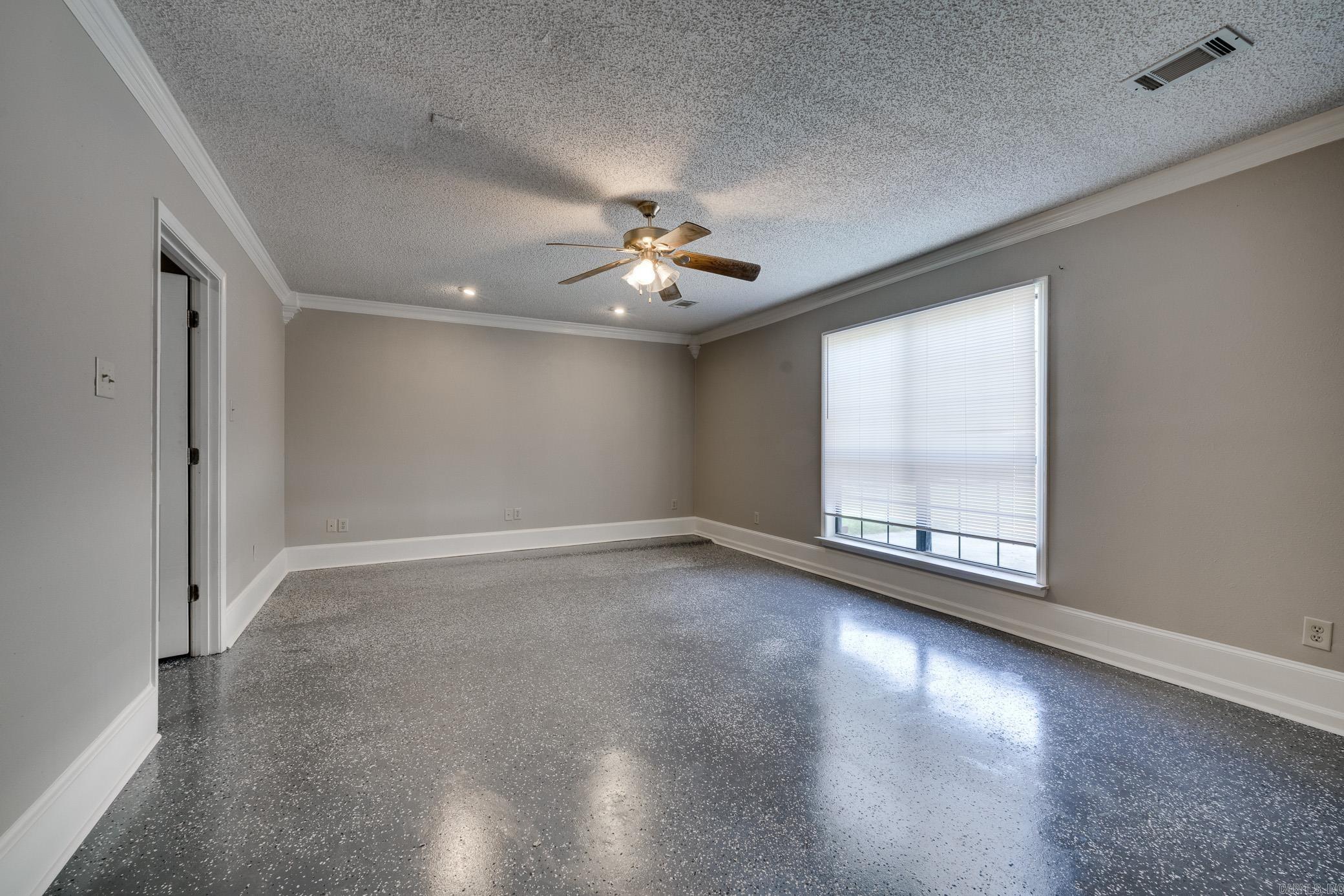 297 Southwick Cove