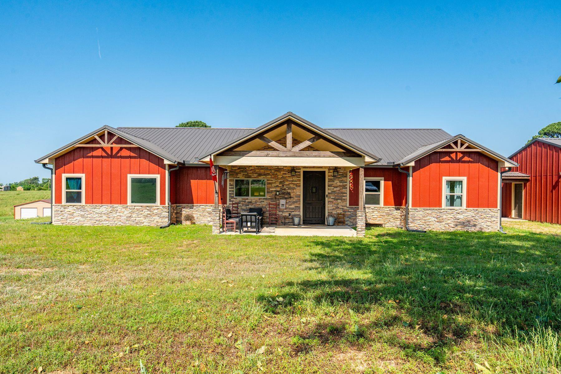 233 Cornbridge Lake Road