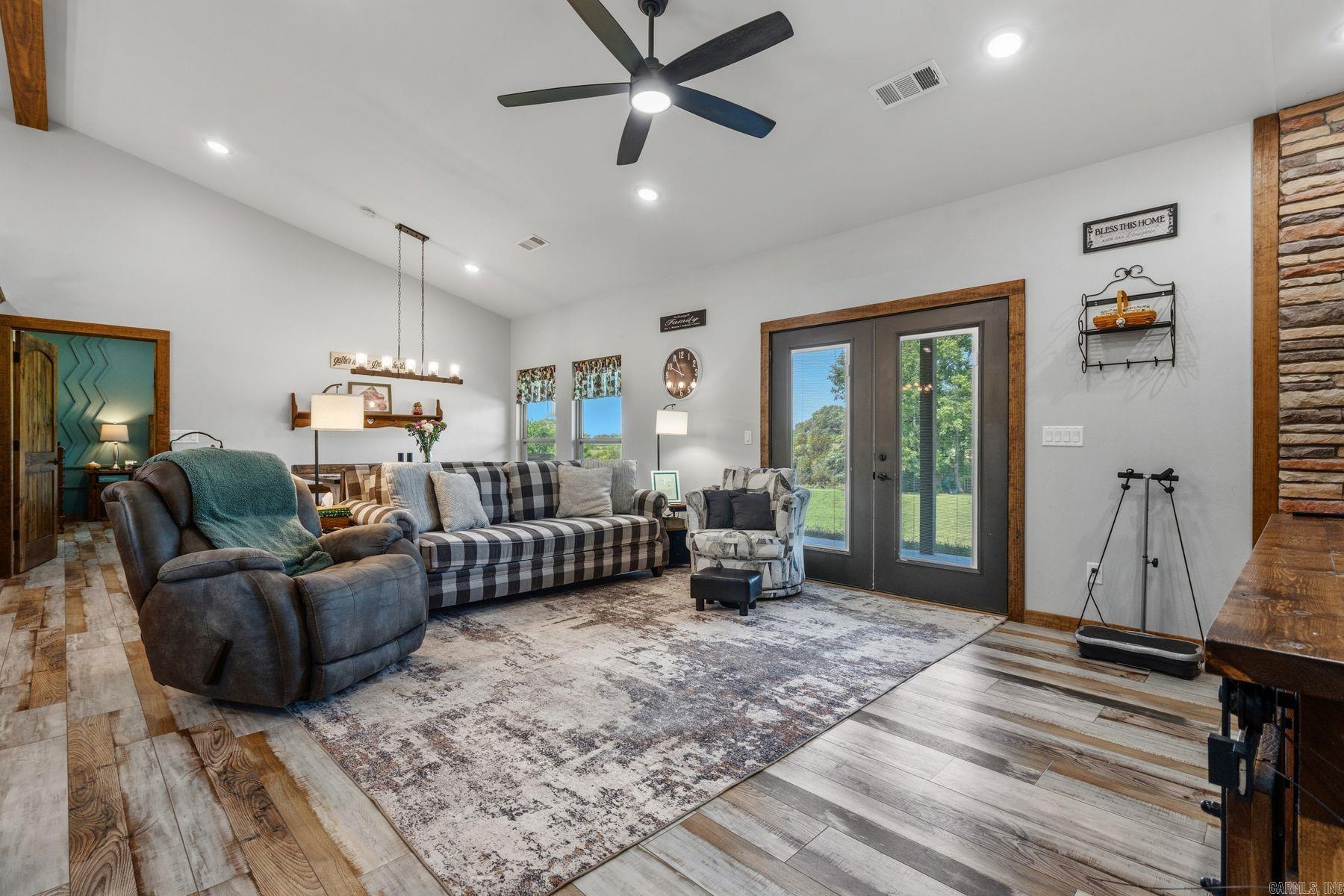 233 Cornbridge Lake Road