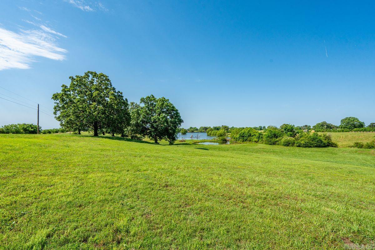 233 Cornbridge Lake Road
