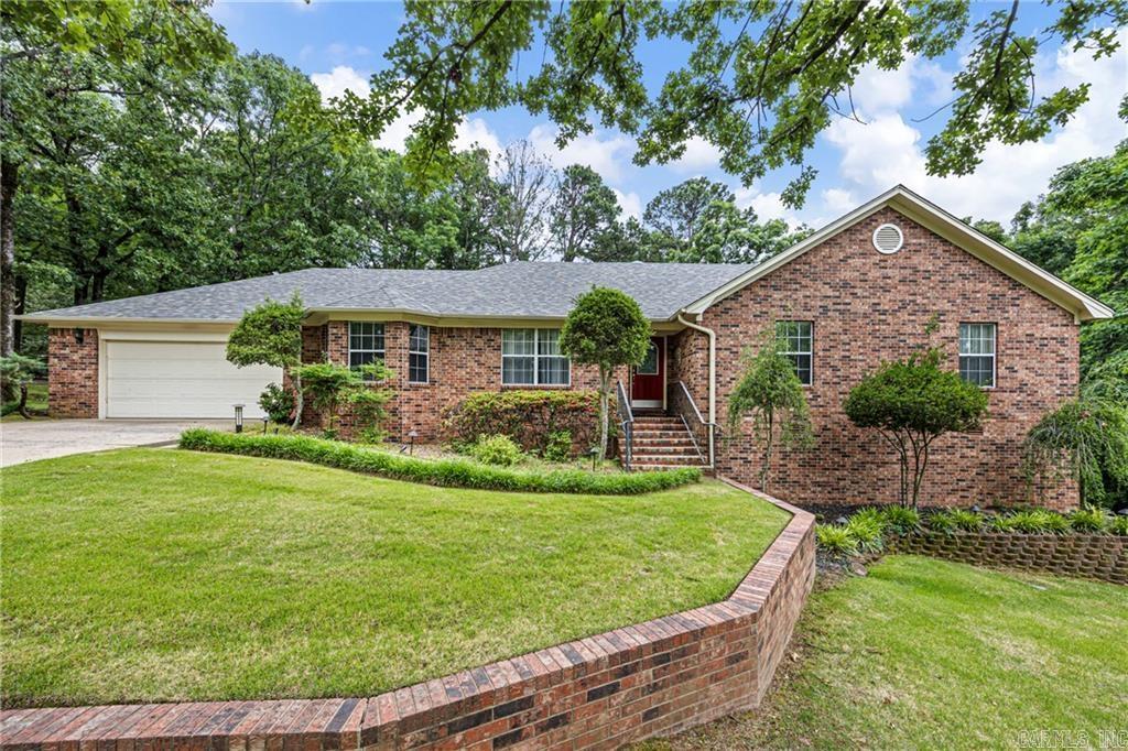 123 Hillcrest Dr