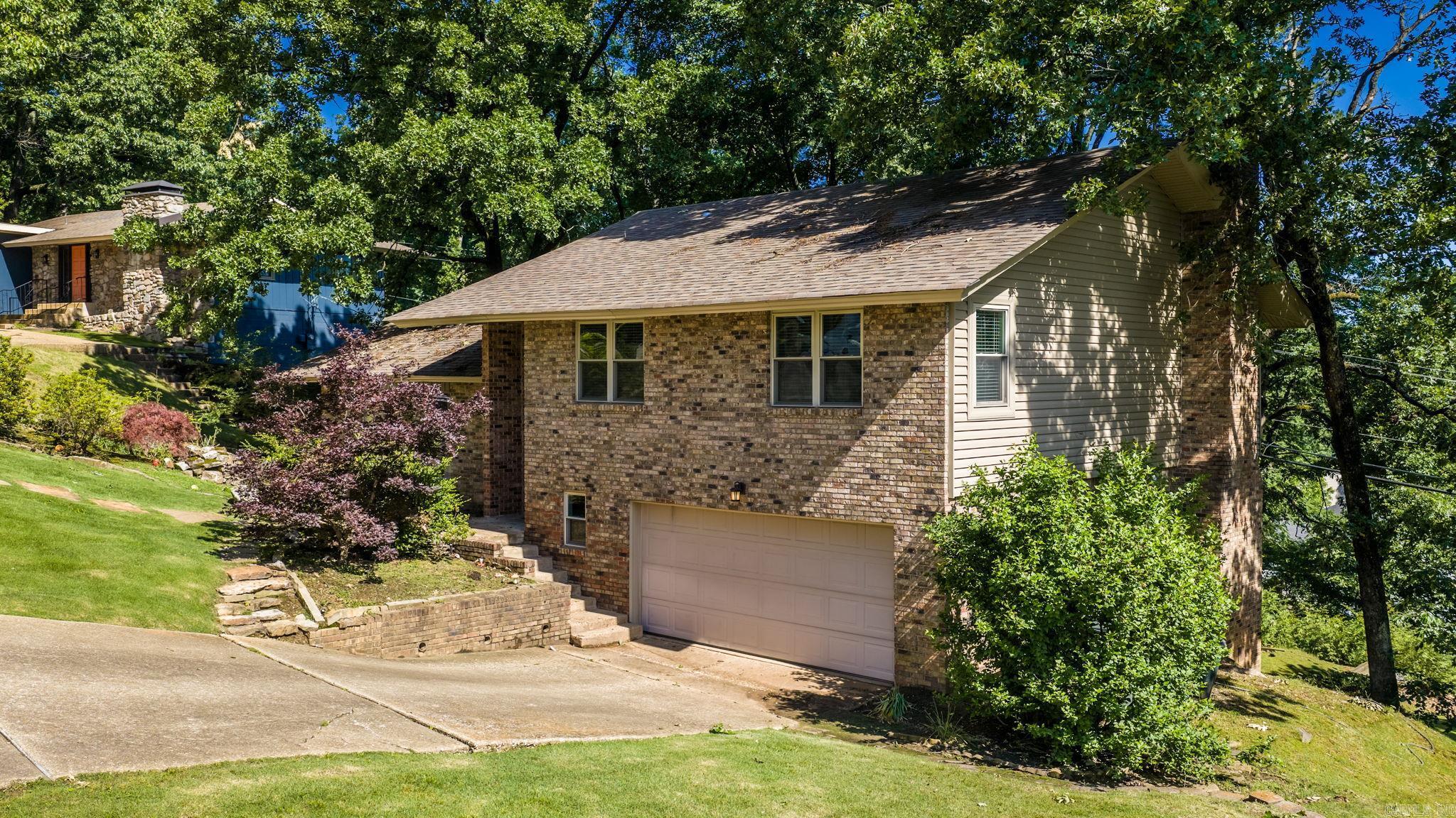 6 Flintwood Drive