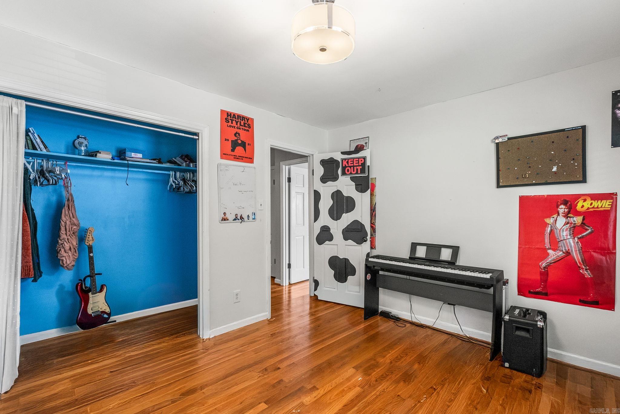 6 Flintwood Drive
