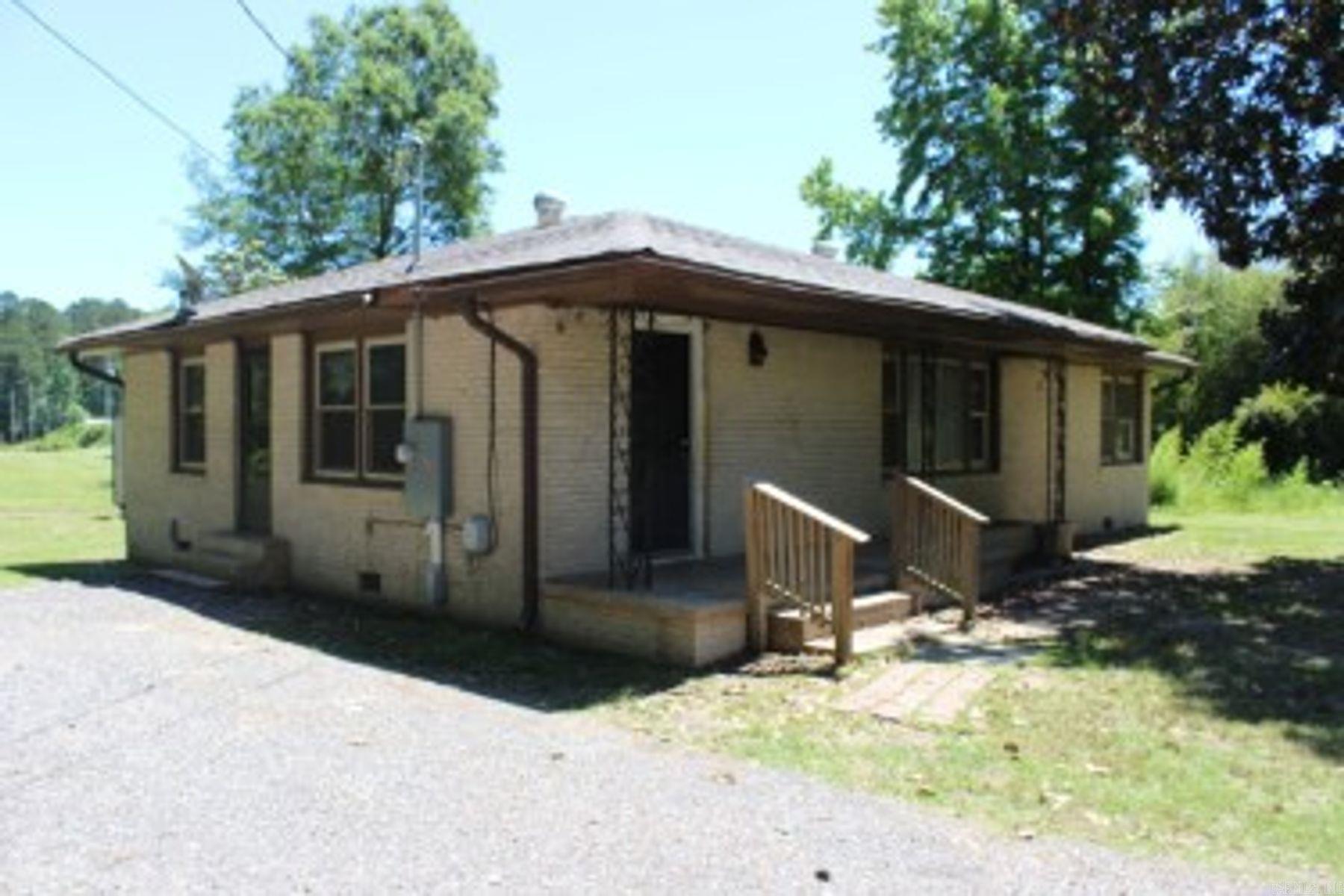 3806 S Highway 229