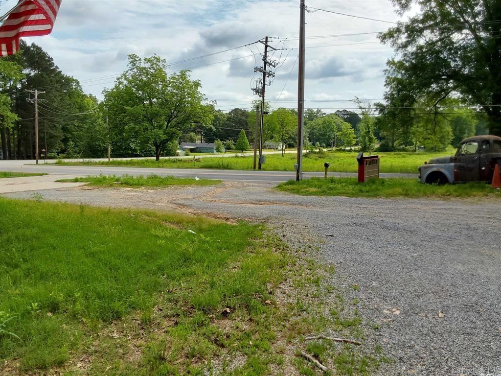 1825 Hwy 229