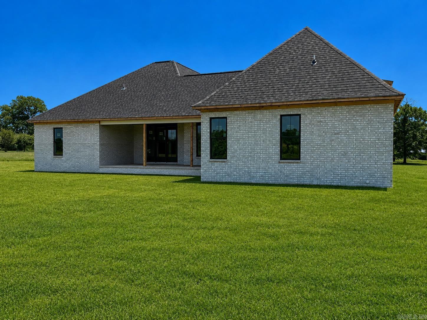 655 Mound View Dr.