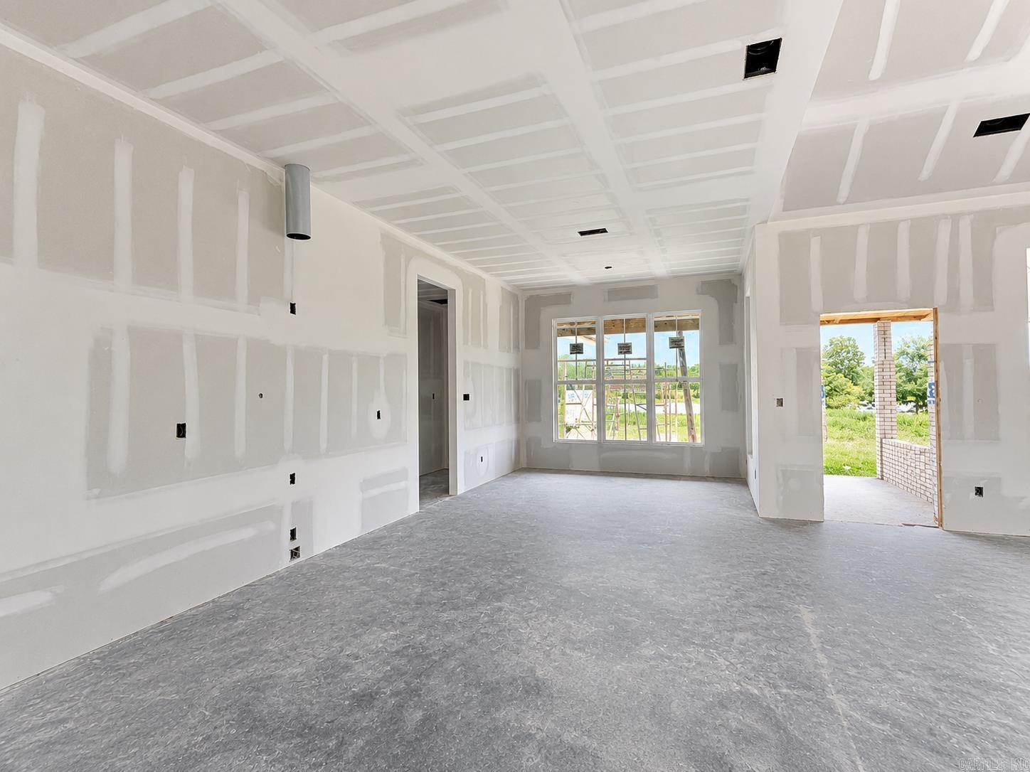 655 Mound View Dr.