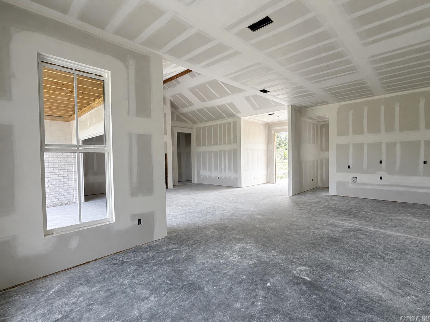 655 Mound View Dr.
