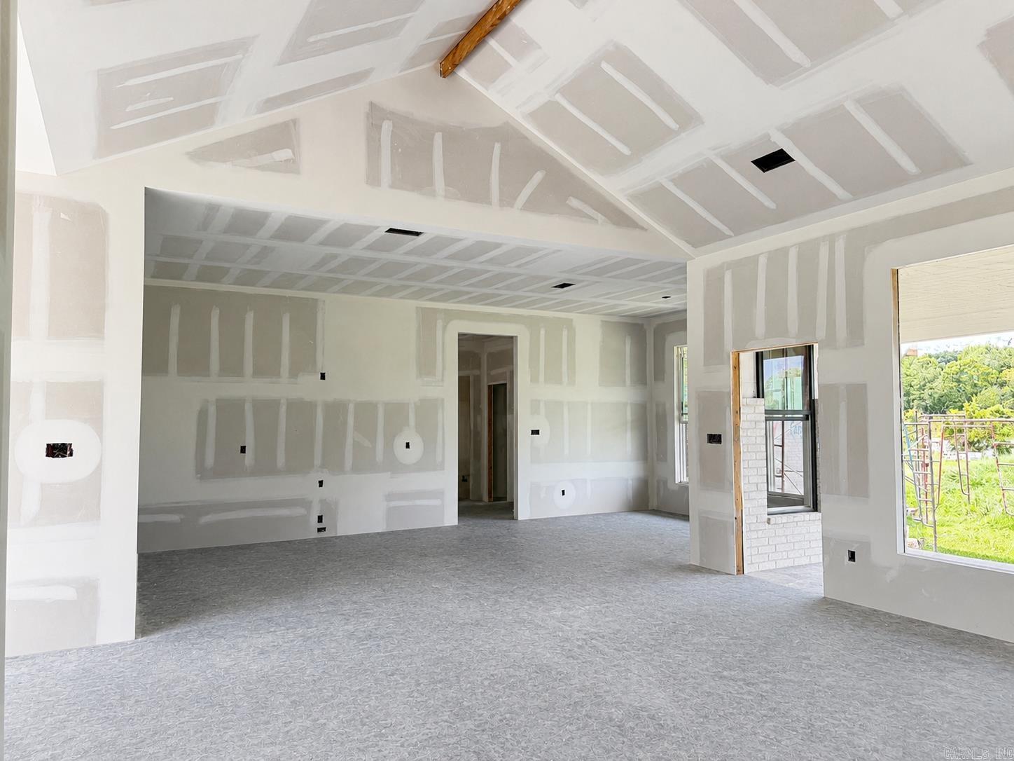 655 Mound View Dr.