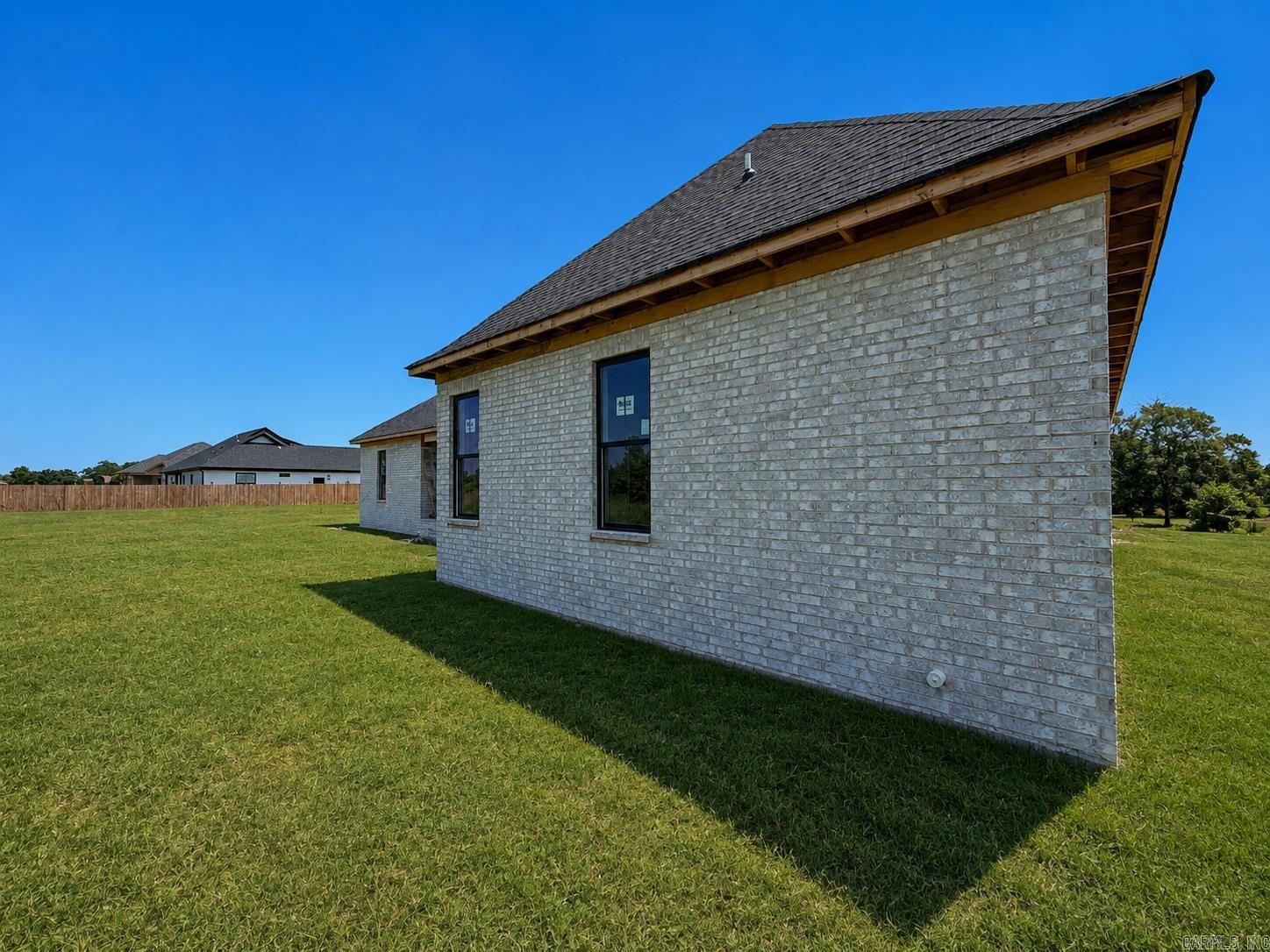 655 Mound View Dr.