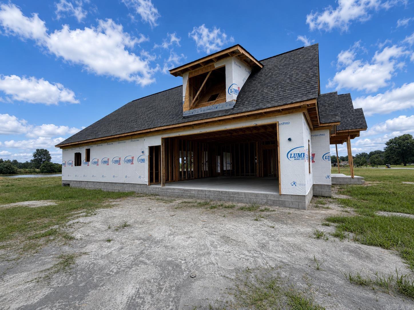 655 Mound View Dr.
