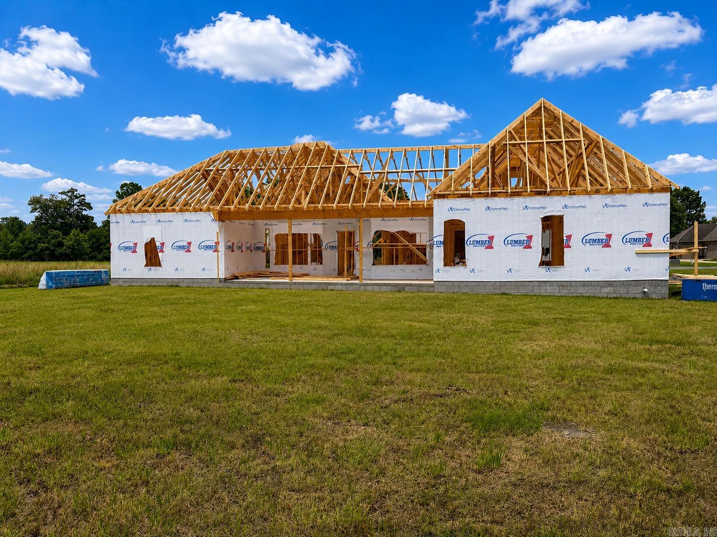 655 Mound View Dr.