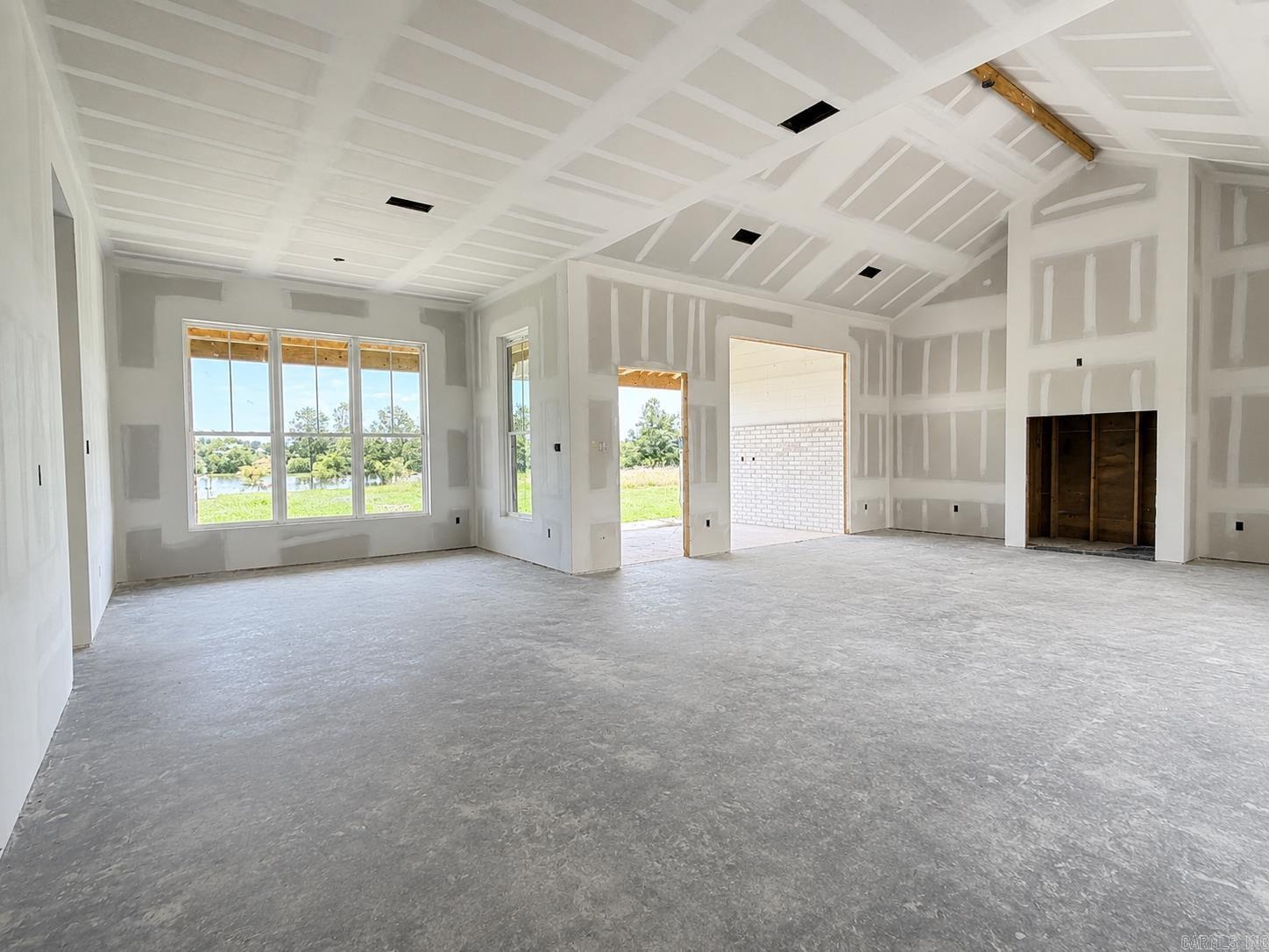 655 Mound View Dr.