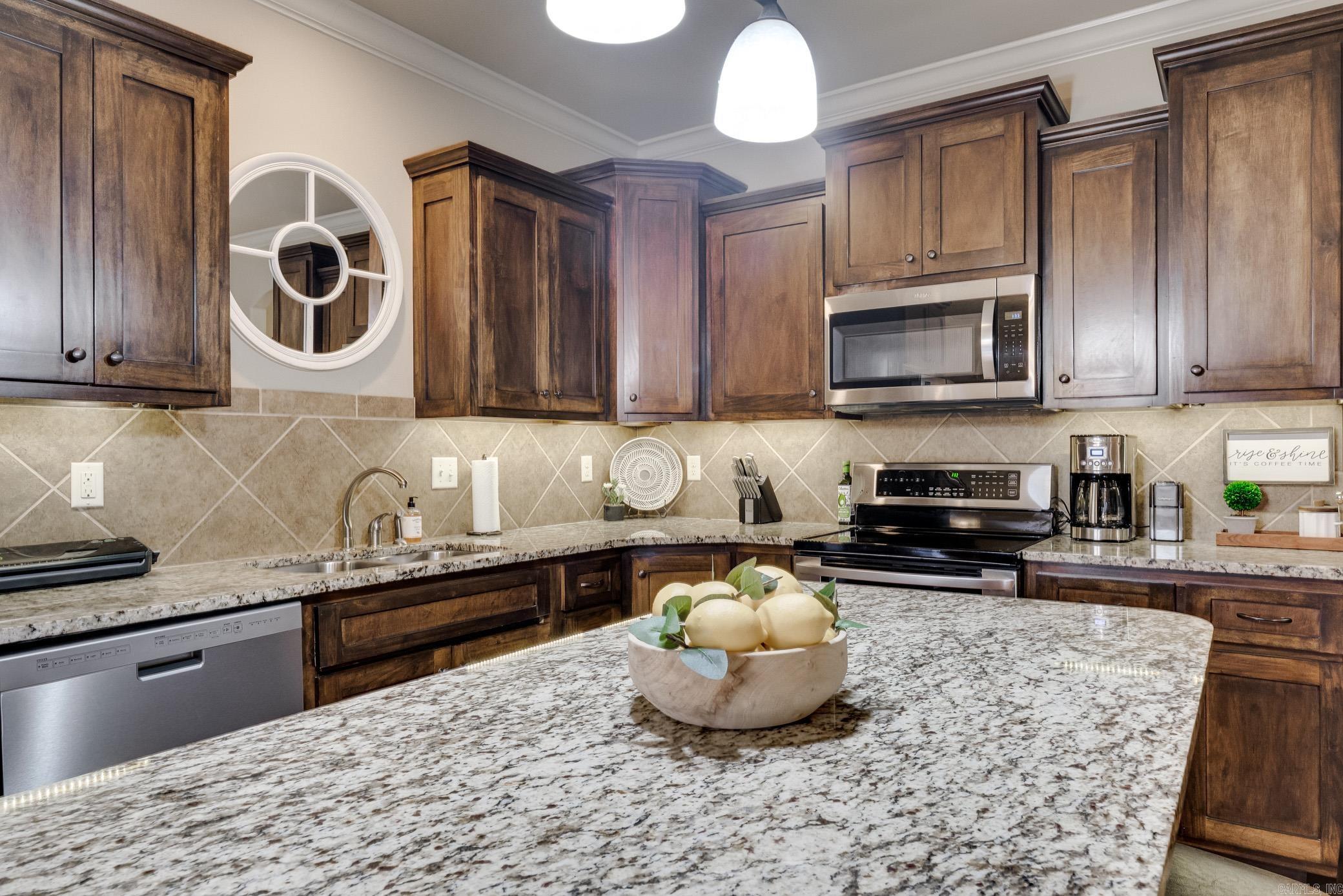 2755 Wineberry