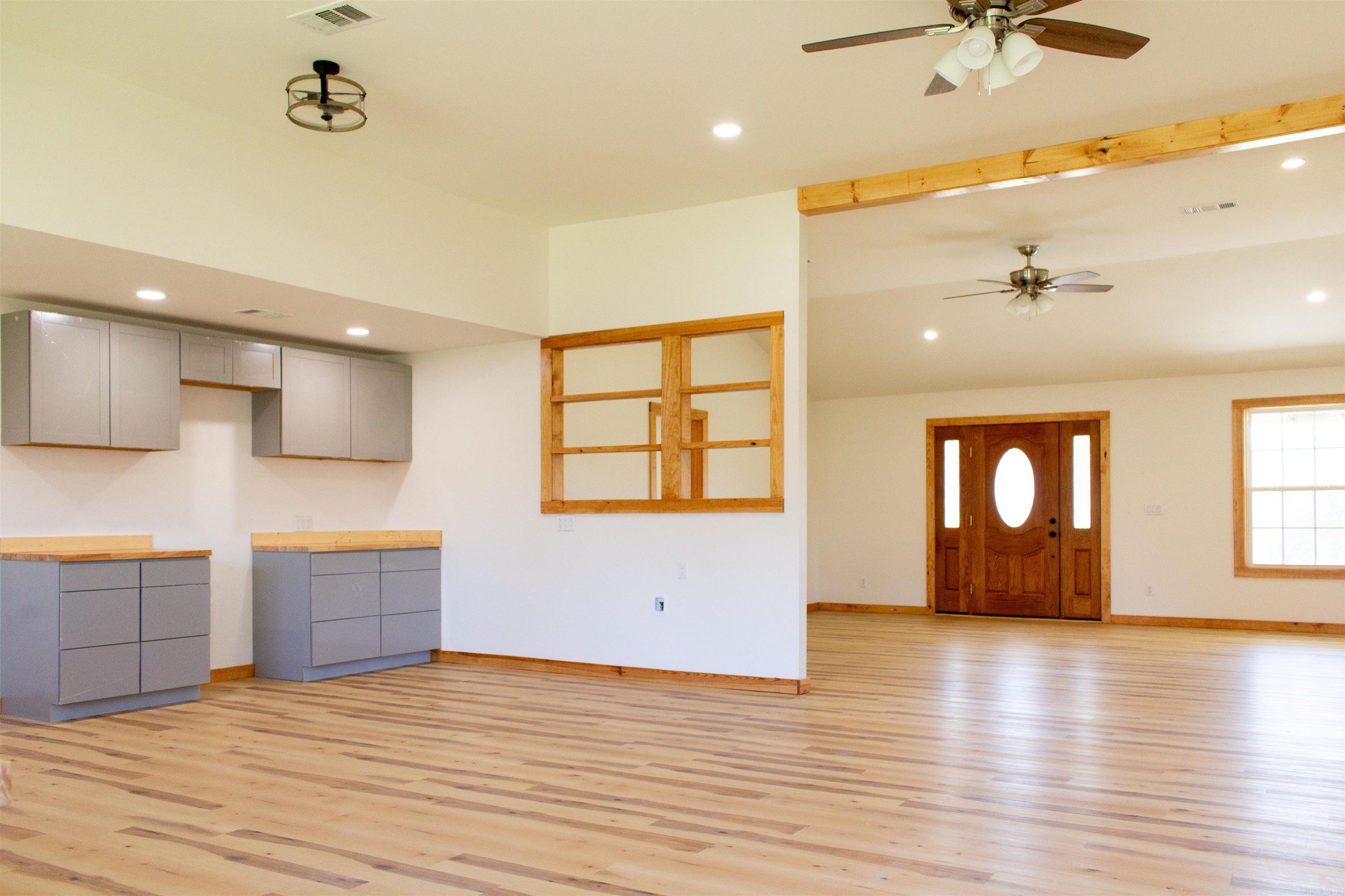 1392 Sugarloaf Road