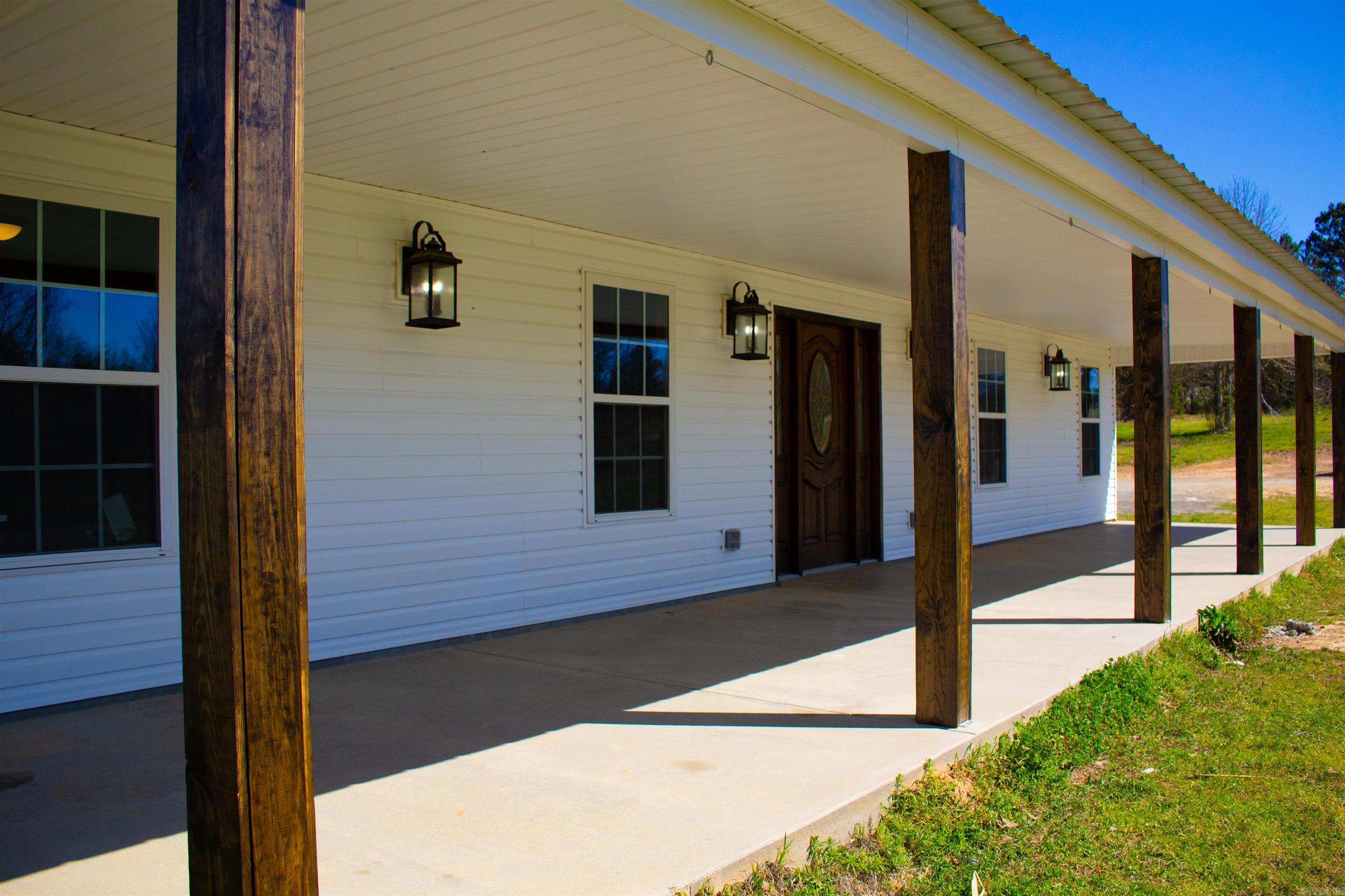 1392 Sugarloaf Road