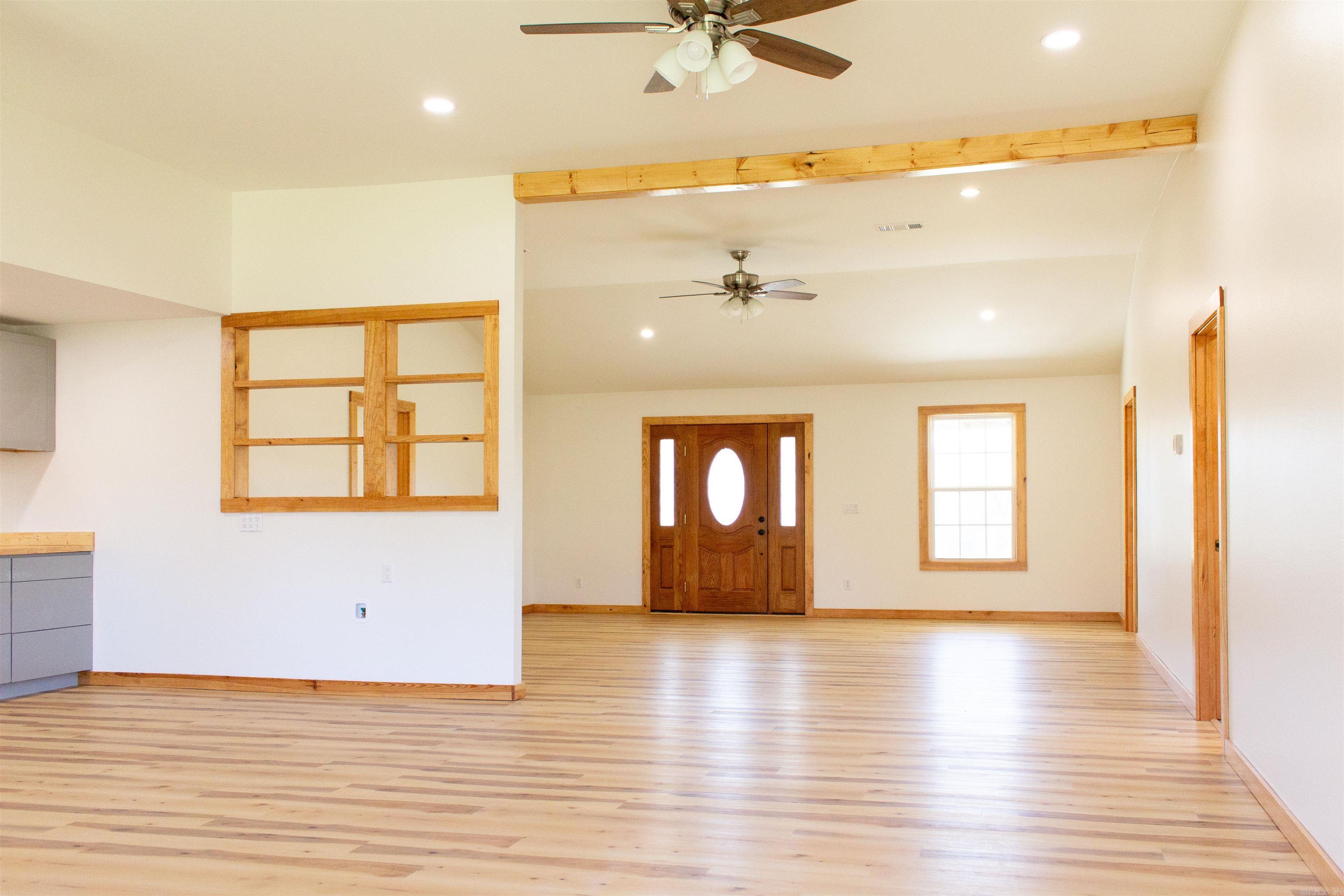 1392 Sugarloaf Road
