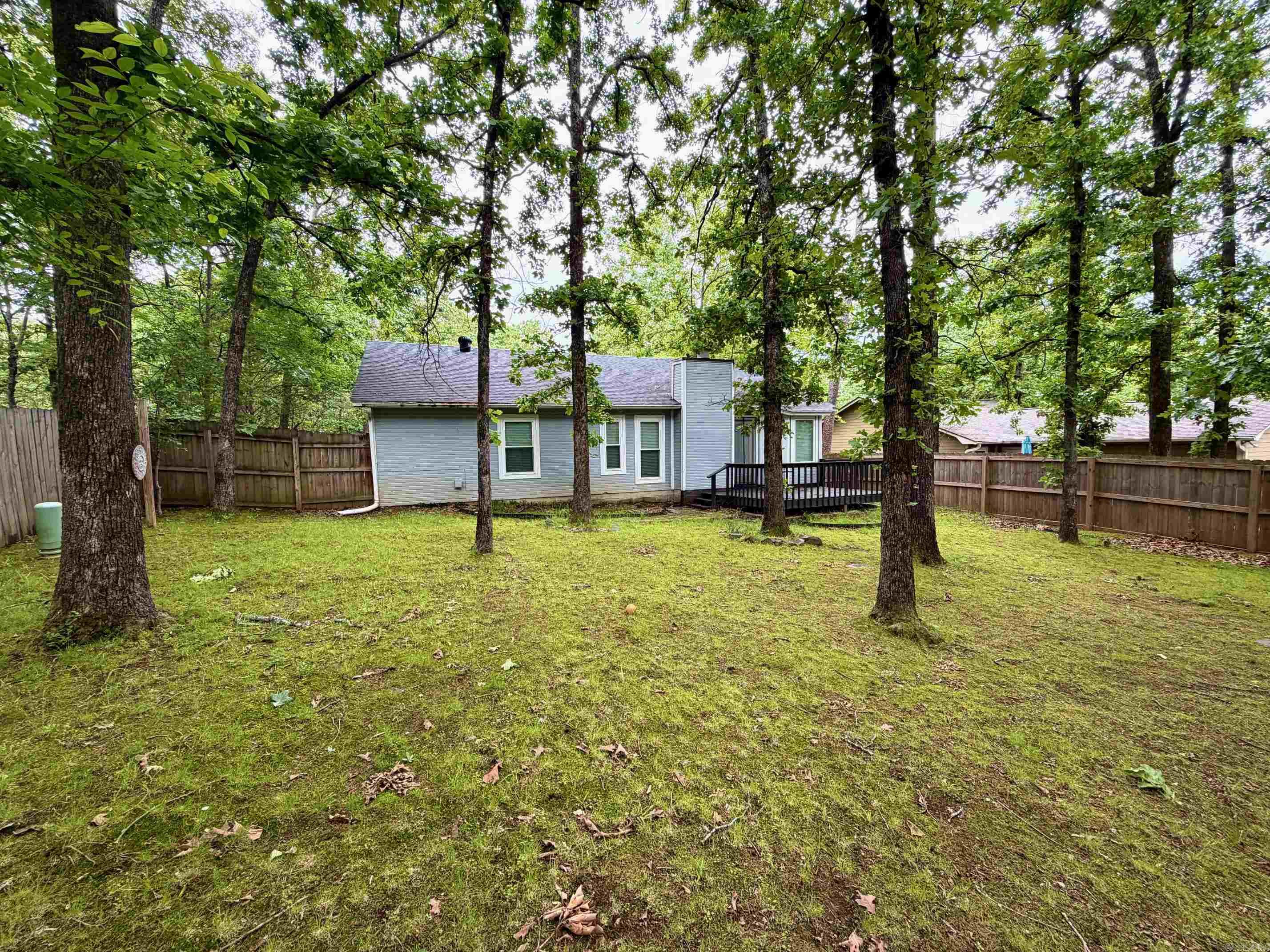 4 Red Oak Place