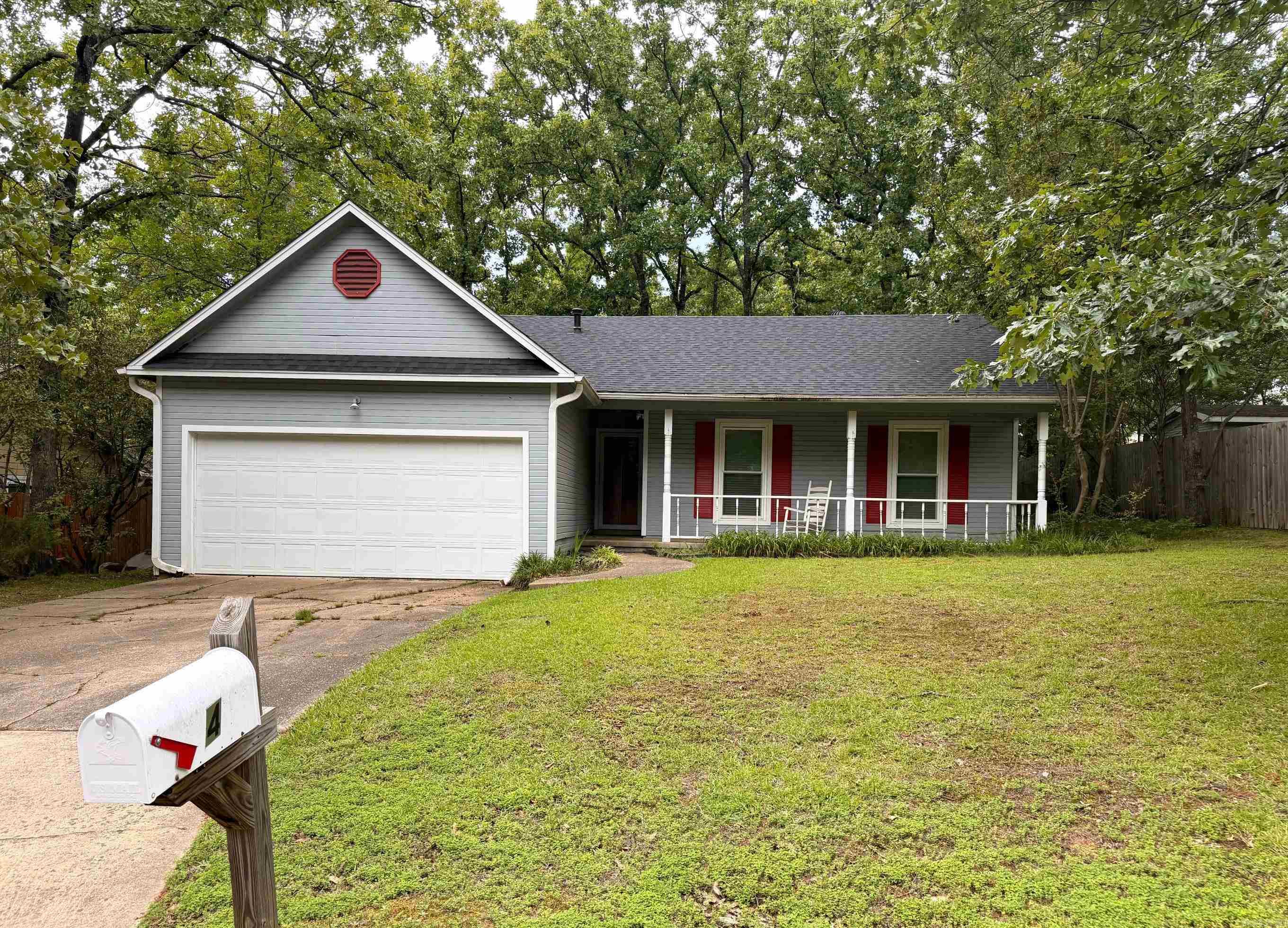 4 Red Oak Place